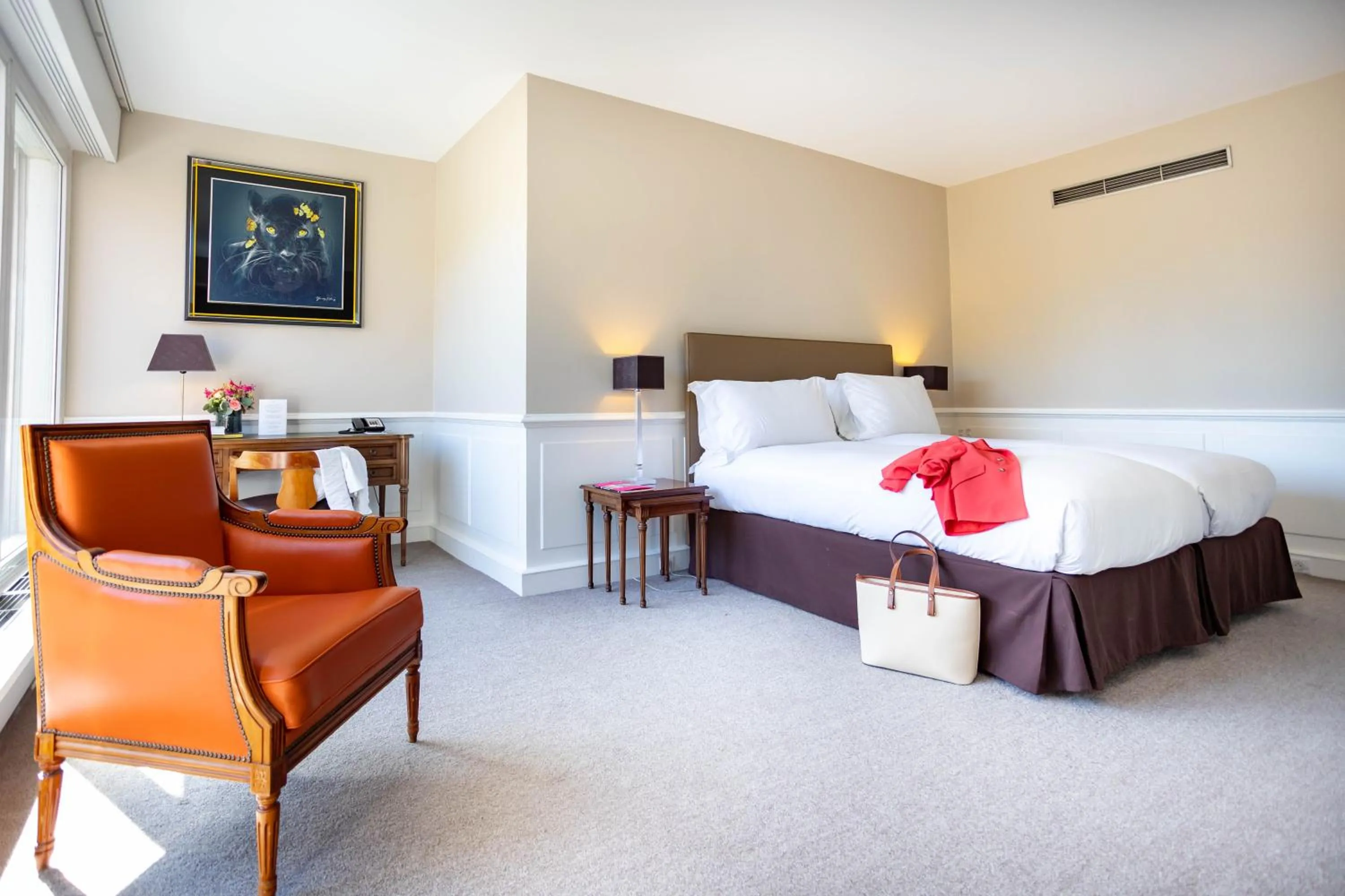 Photo of the whole room, Bed in Sofitel Strasbourg Grande Ile