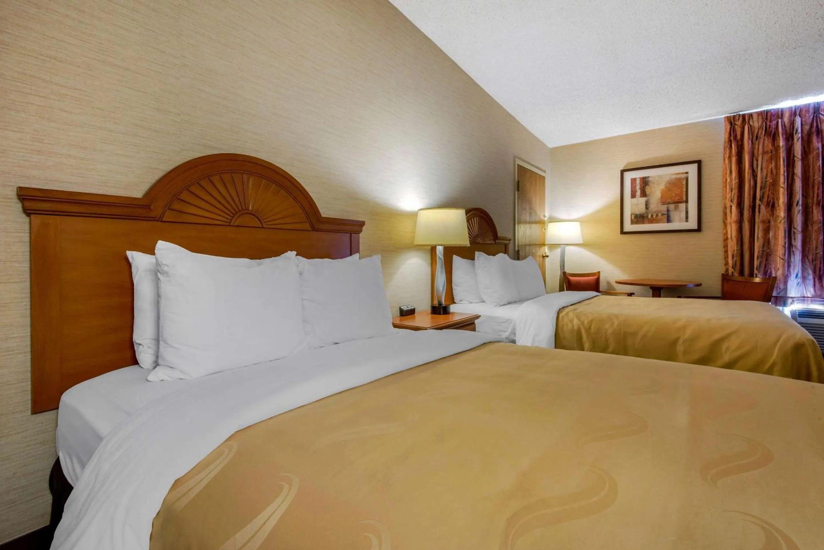 Bedroom, Bed in Quality Inn & Suites