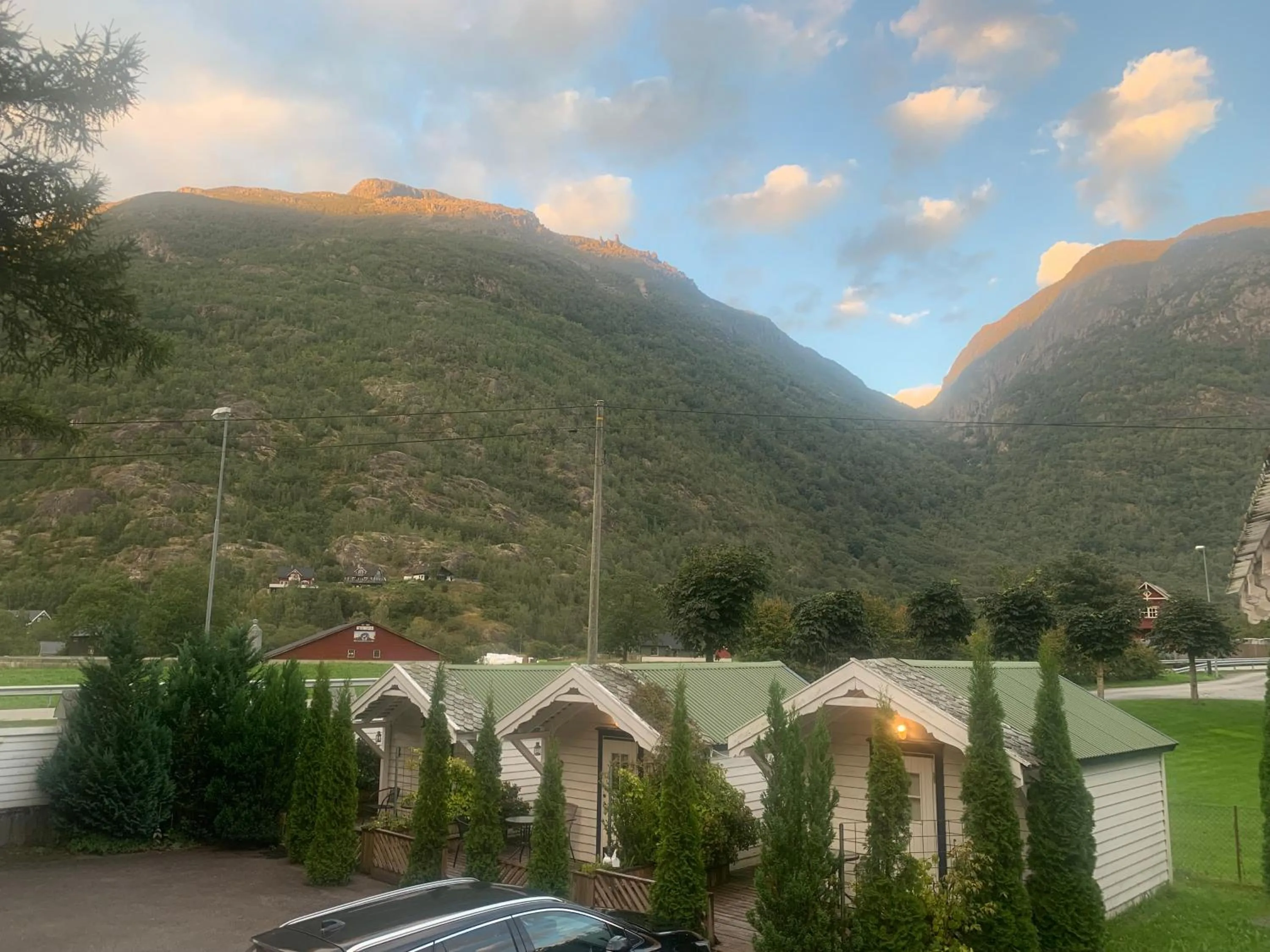 Natural landscape in Eidfjord Gjestgiveri