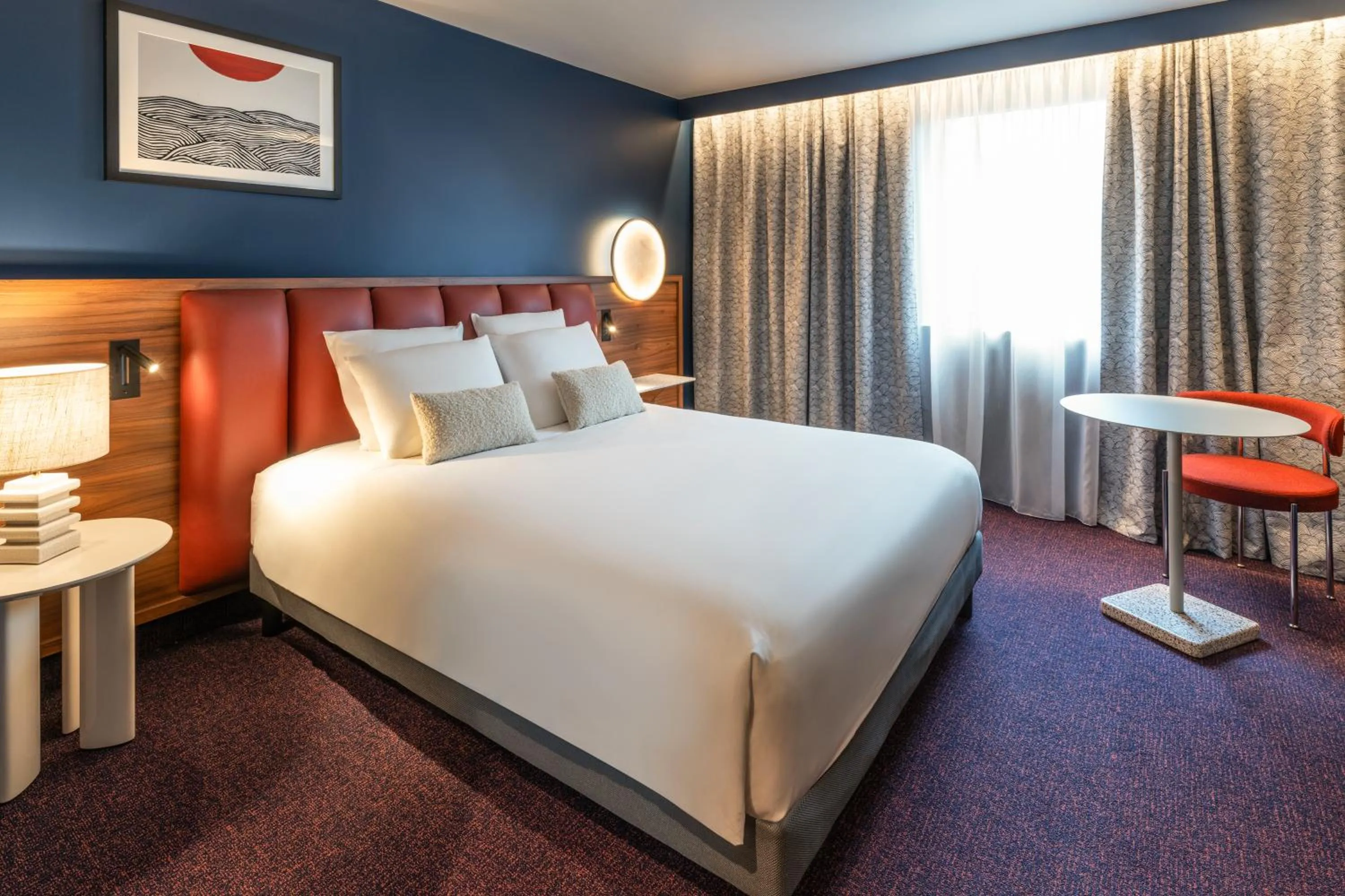 Bedroom, Bed in Mercure Caen Cote De Nacre