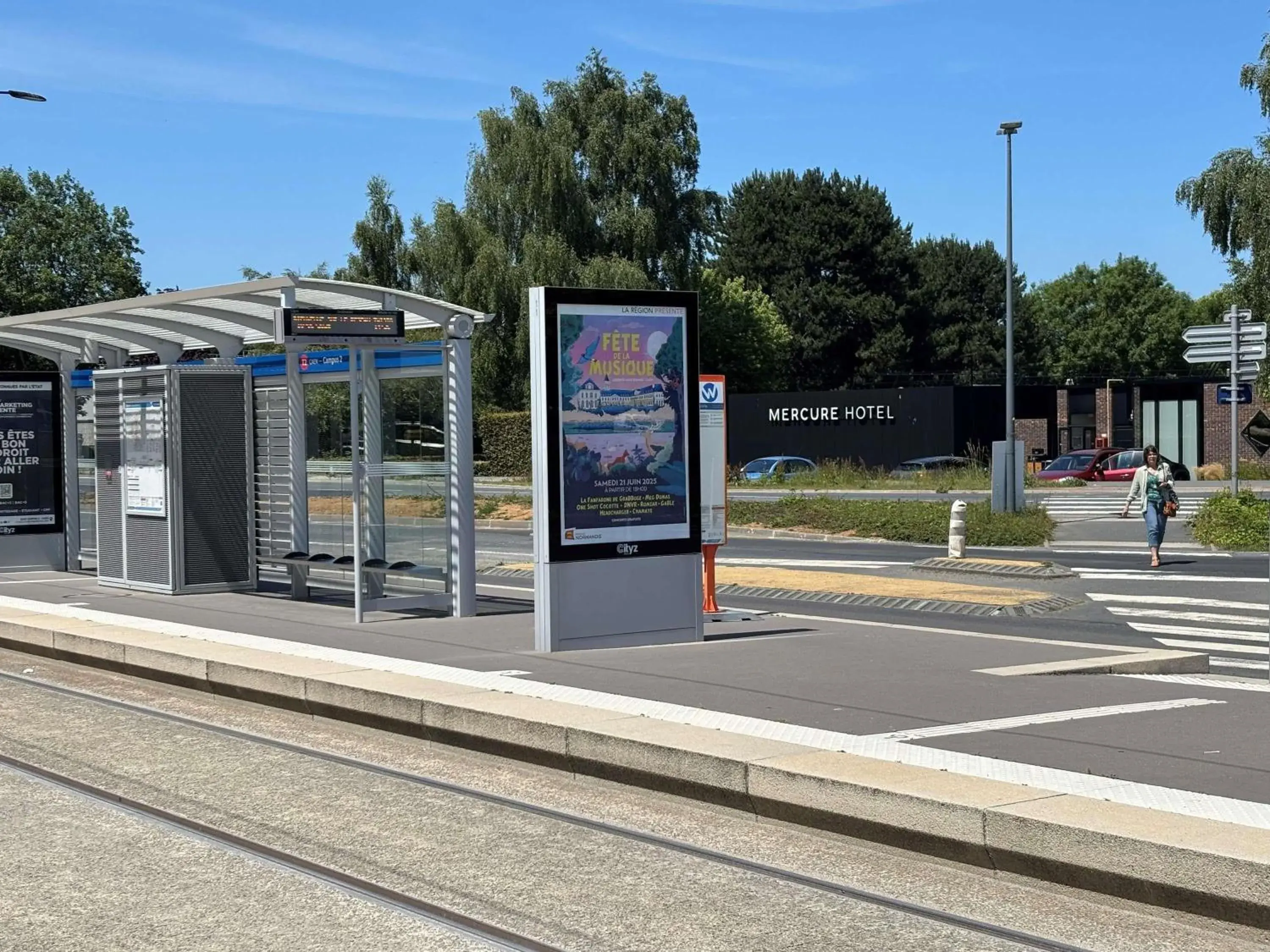 Property building in Mercure Caen Cote De Nacre Property building in Mercure Caen Cote De Nacre