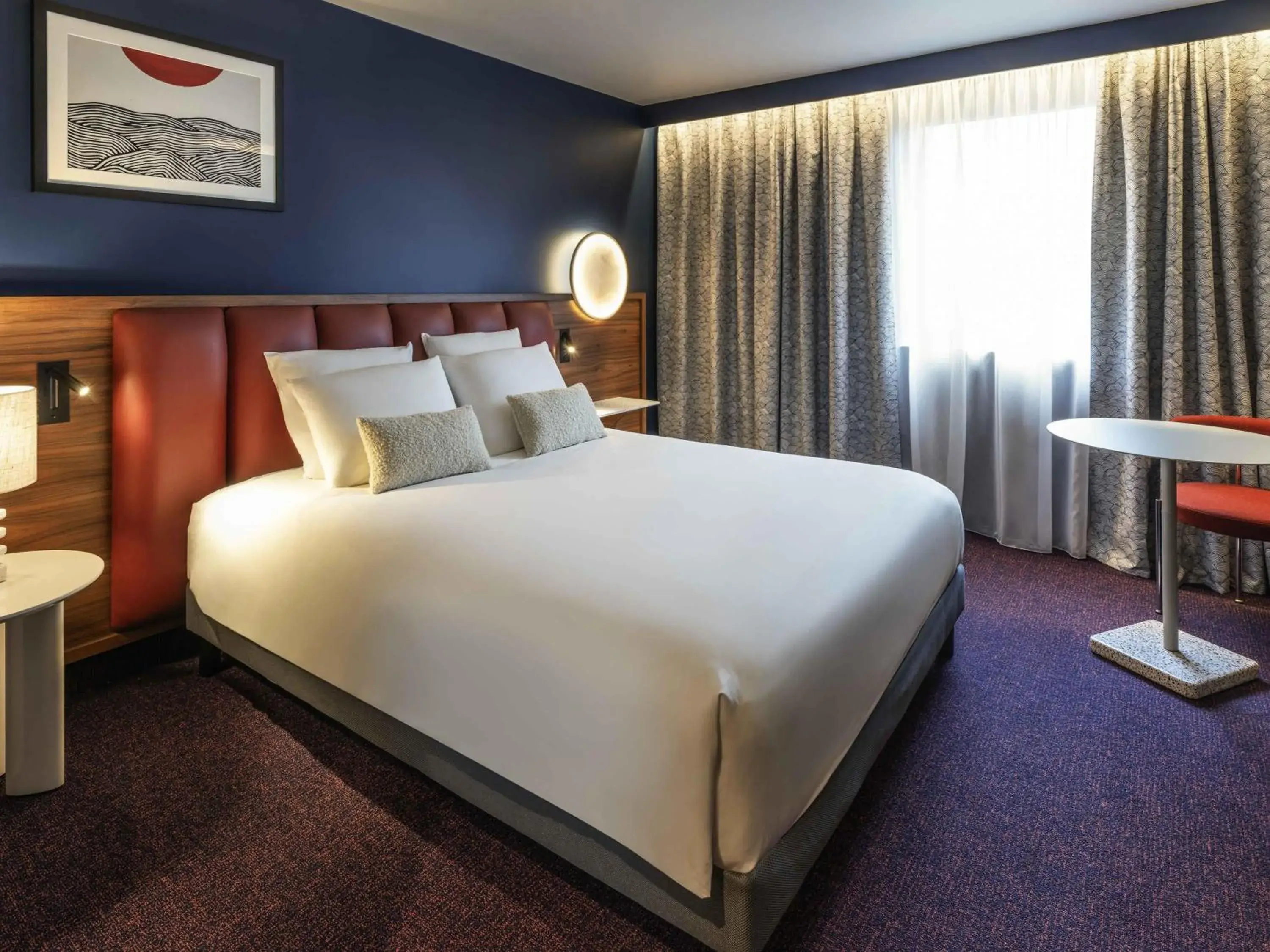 Bedroom, Bed in Mercure Caen Cote De Nacre Bedroom, Bed in Mercure Caen Cote De Nacre