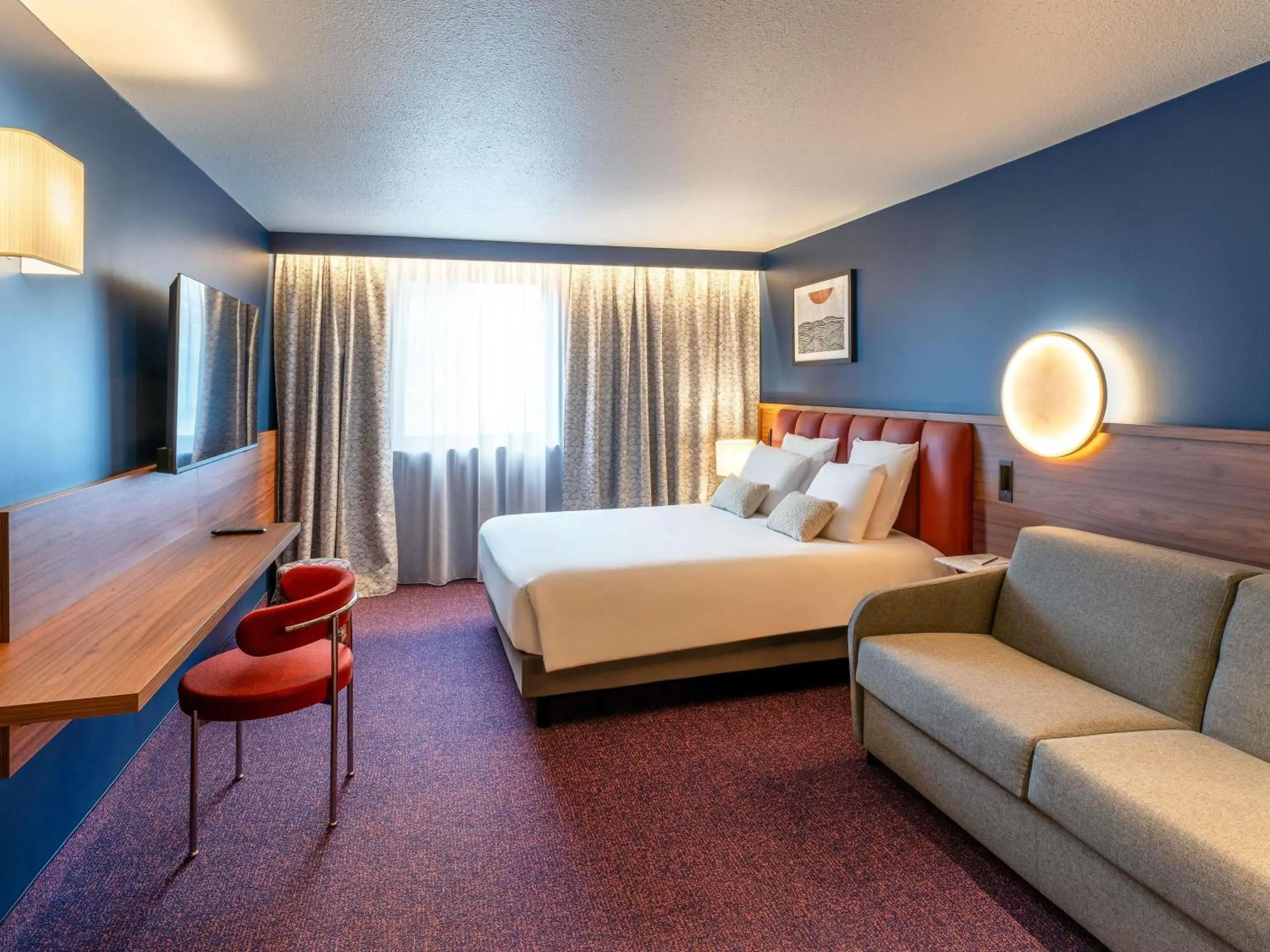 Bedroom, Bed in Mercure Caen Cote De Nacre Bedroom, Bed in Mercure Caen Cote De Nacre