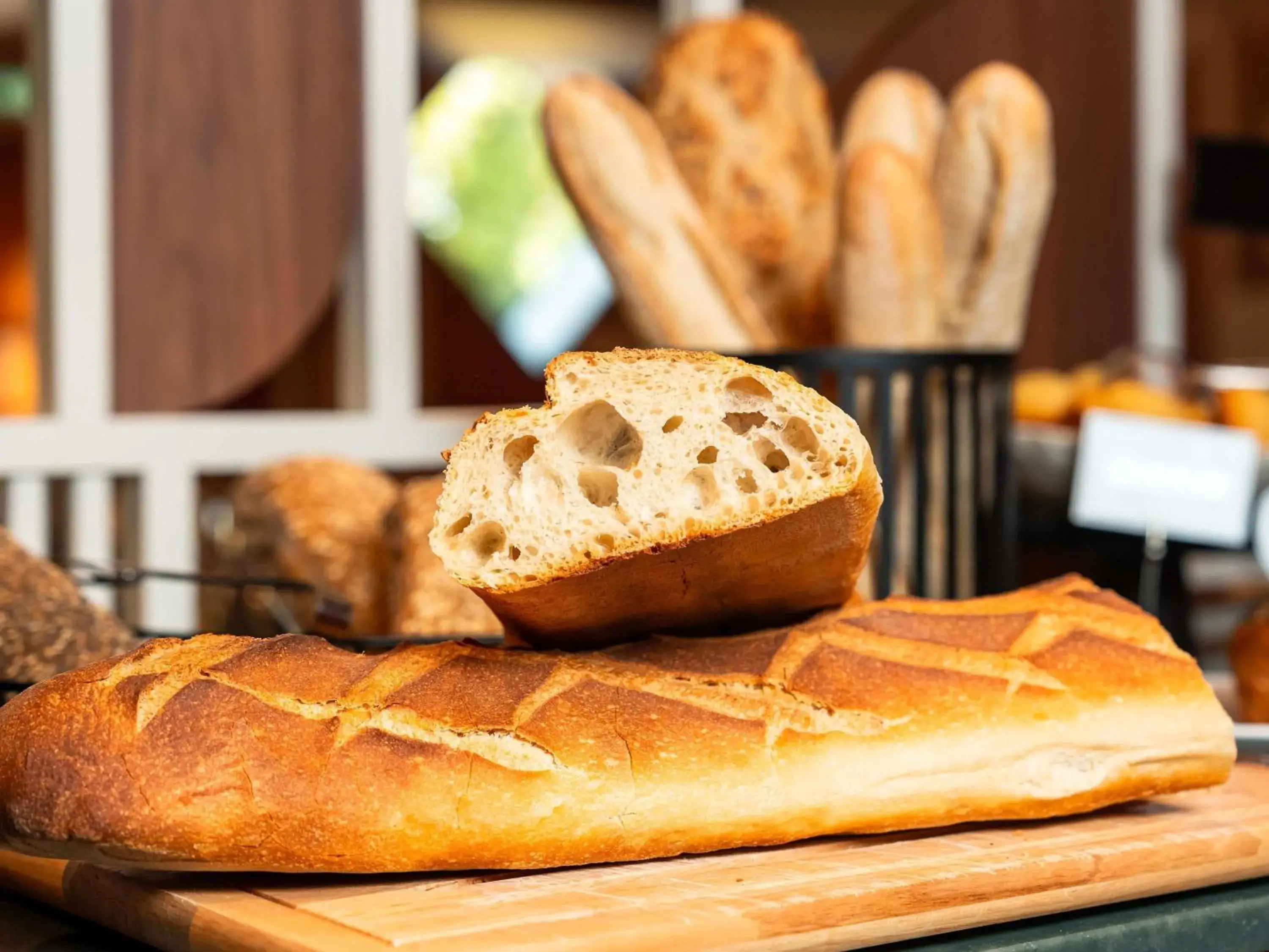 Breakfast in Mercure Caen Cote De Nacre Breakfast in Mercure Caen Cote De Nacre