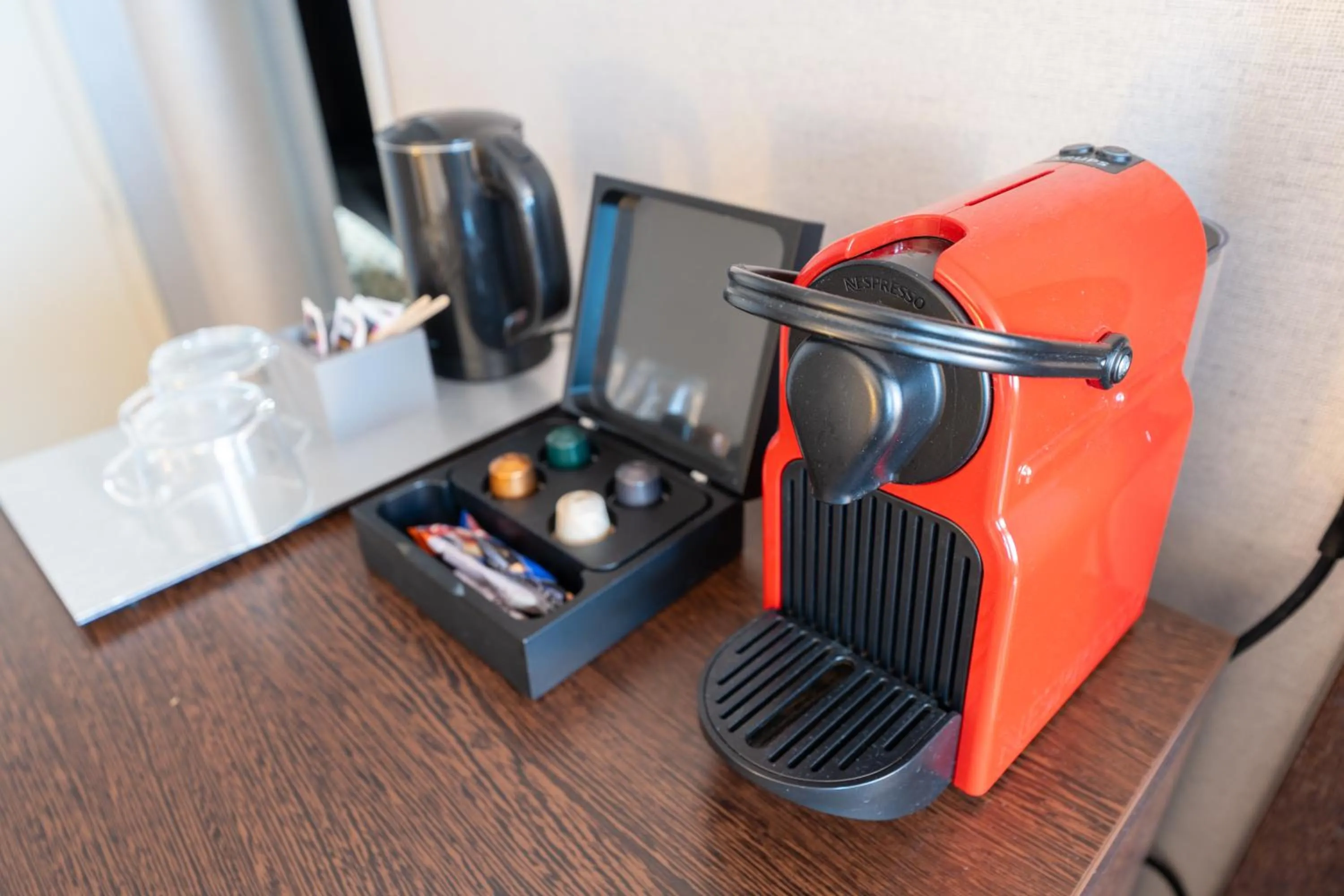 Coffee/tea facilities in Hotel Mercure Rennes Cesson