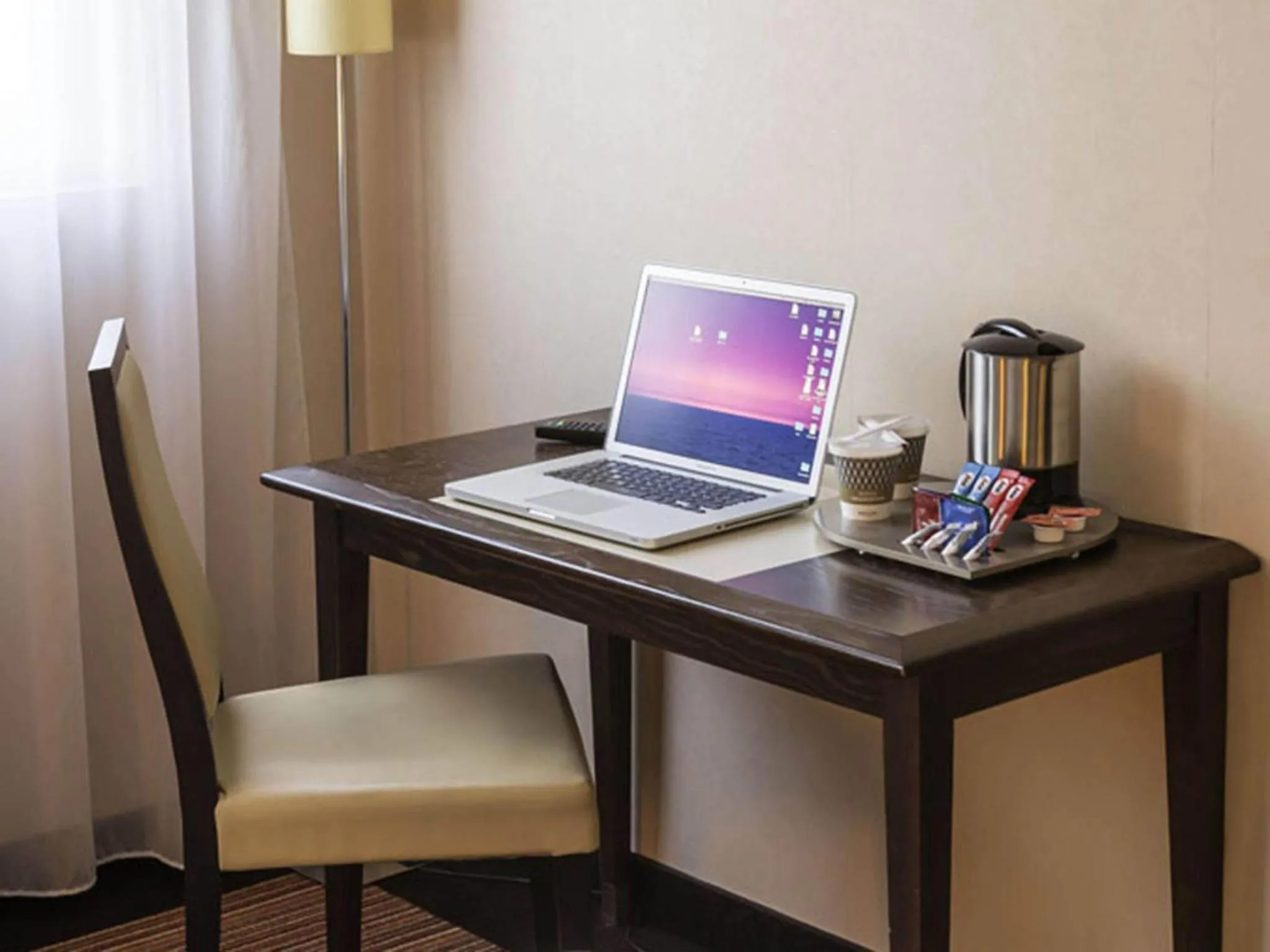 Bedroom in Hotel Mercure Rennes Cesson