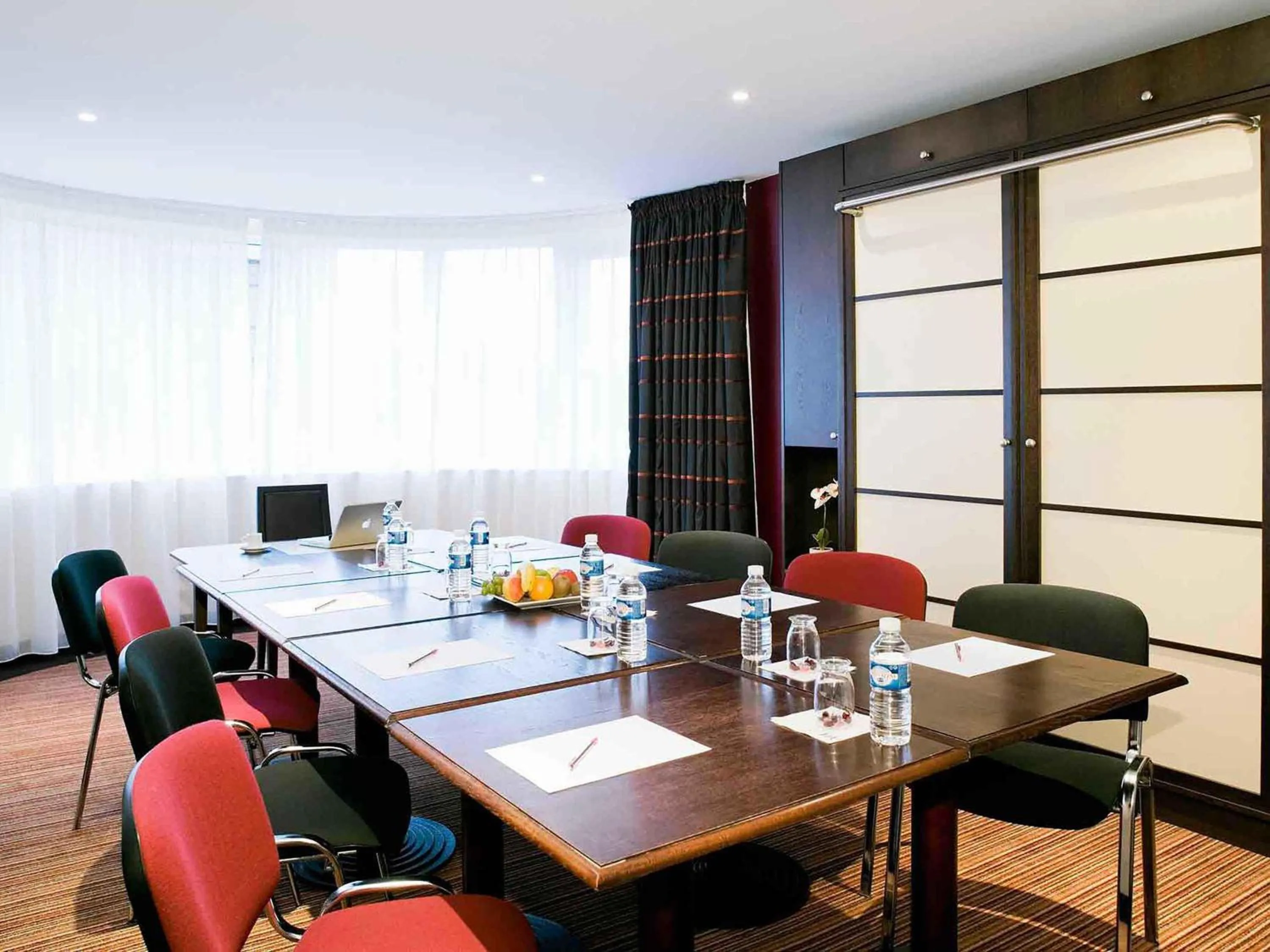 Meeting/conference room in Hotel Mercure Rennes Cesson