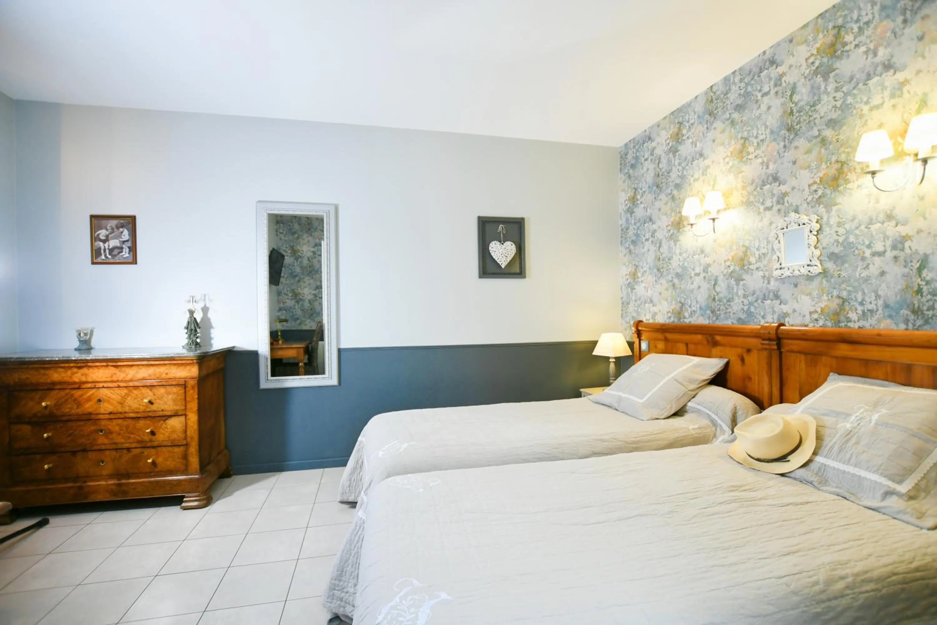 Bedroom, Bed in Le Mas Des Bories - Grand Perigueux