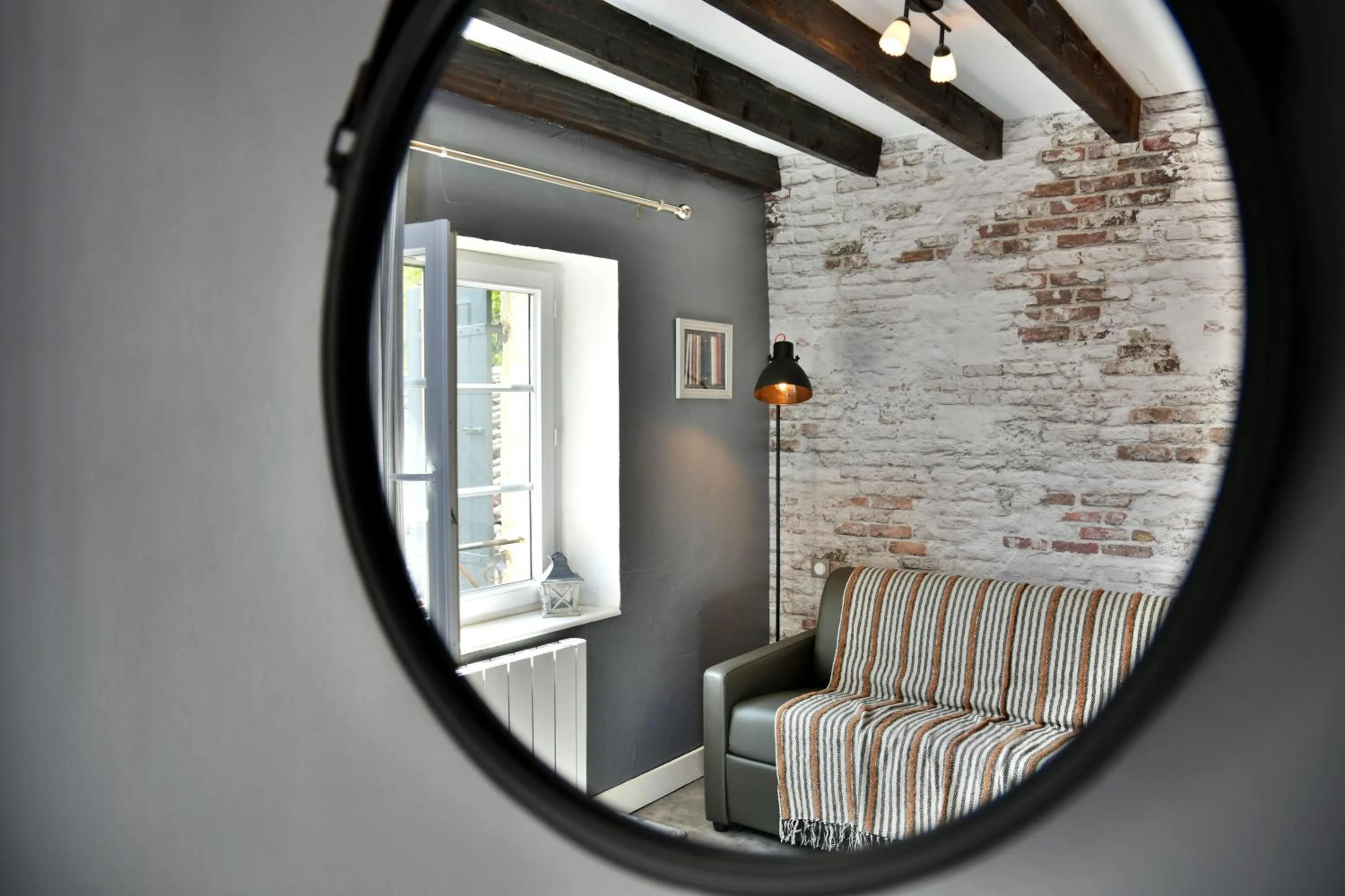 Decorative detail in Le Mas Des Bories - Grand Perigueux