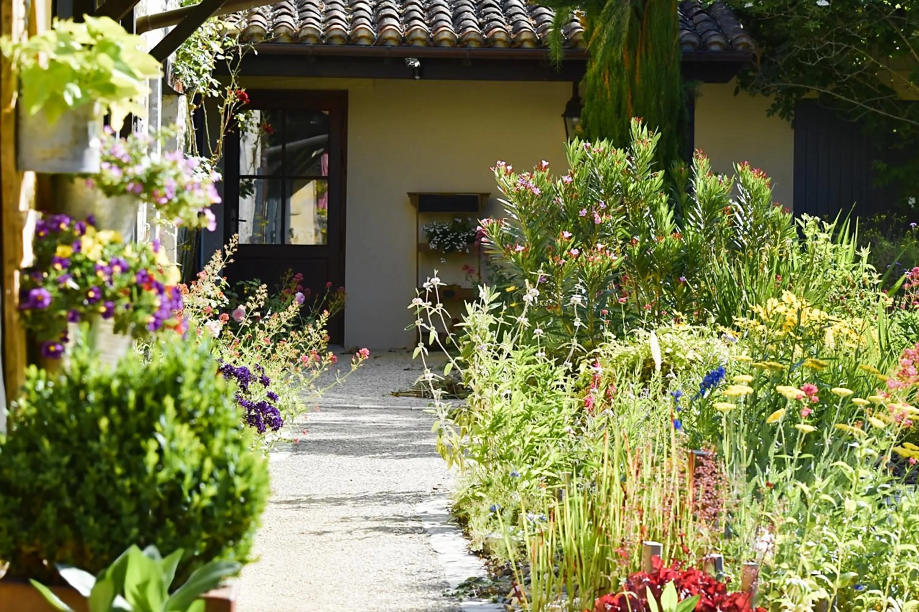 Garden in Le Mas Des Bories - Grand Perigueux