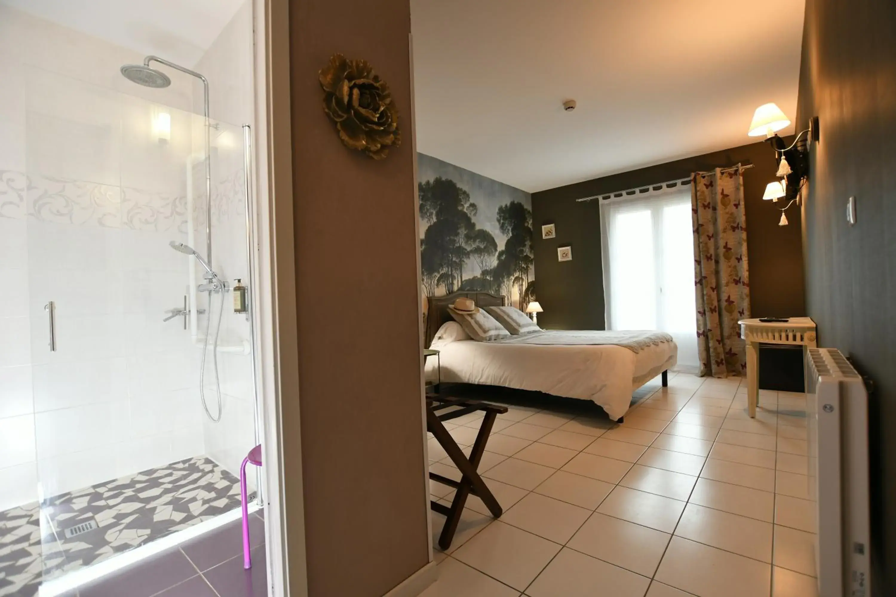 King Room - Disability Access in Le Mas Des Bories - Grand Perigueux King Room - Disability Access in Le Mas Des Bories - Grand Perigueux