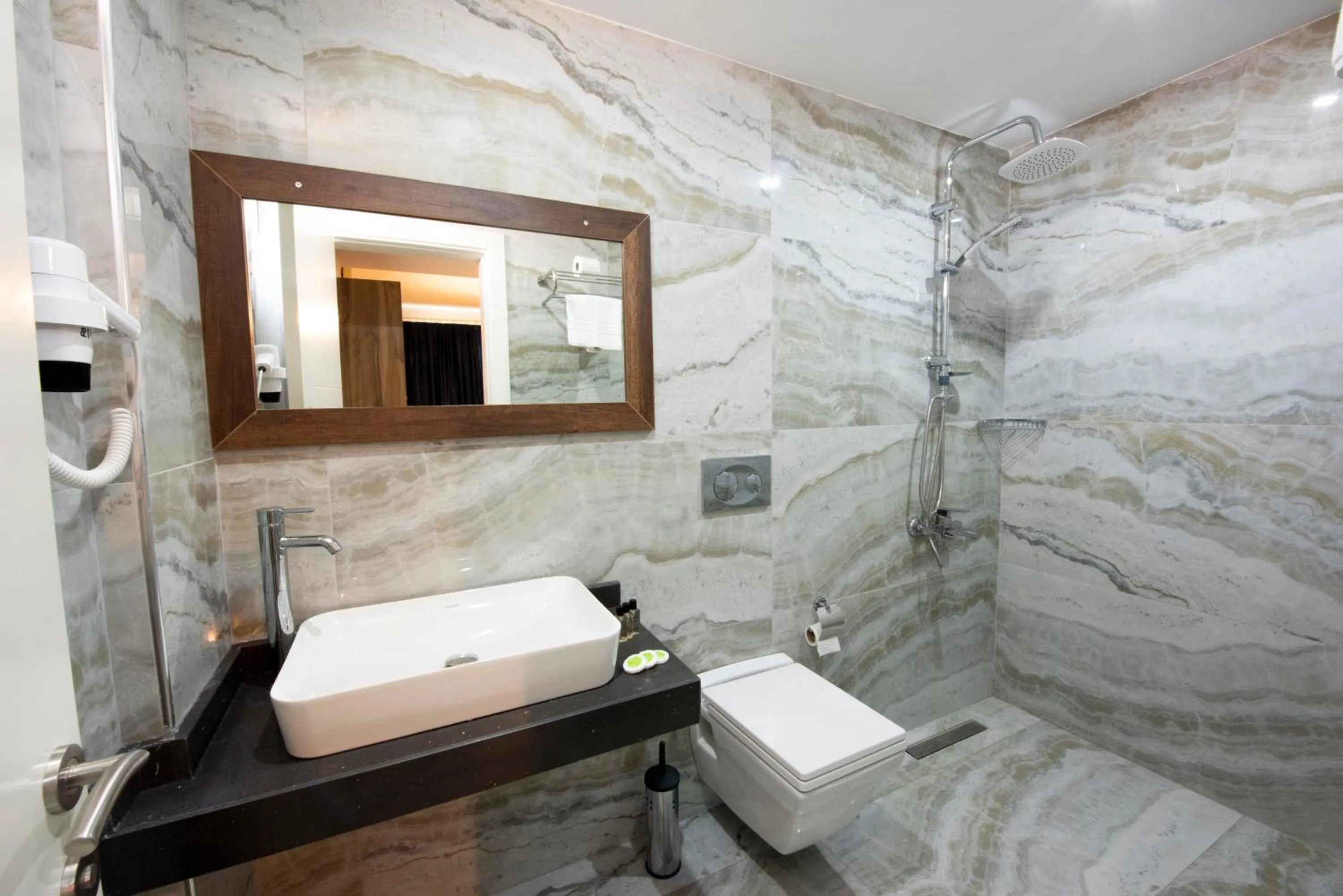 Shower in Lidya Hotel