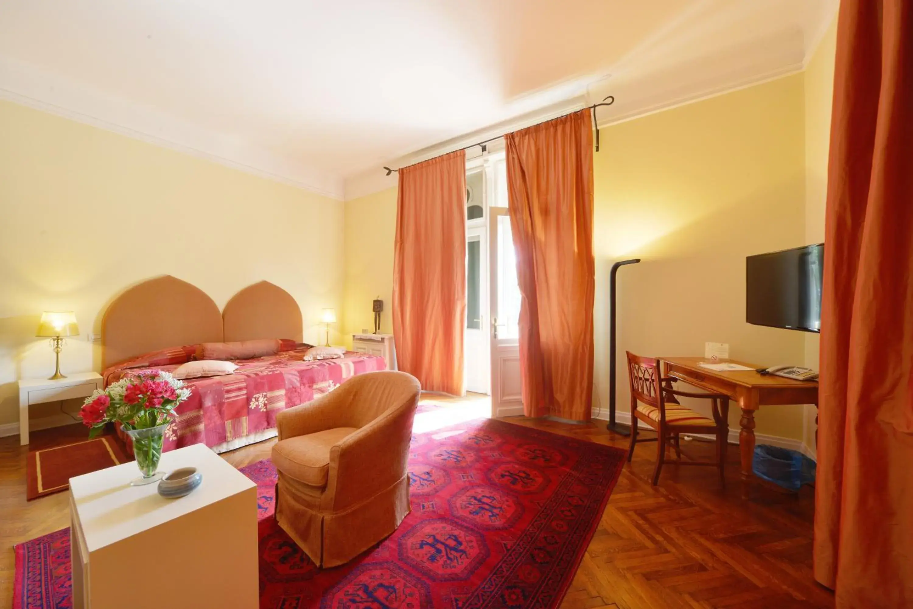 Bedroom, Bed in Hotel Villa Astra Bedroom, Bed in Hotel Villa Astra