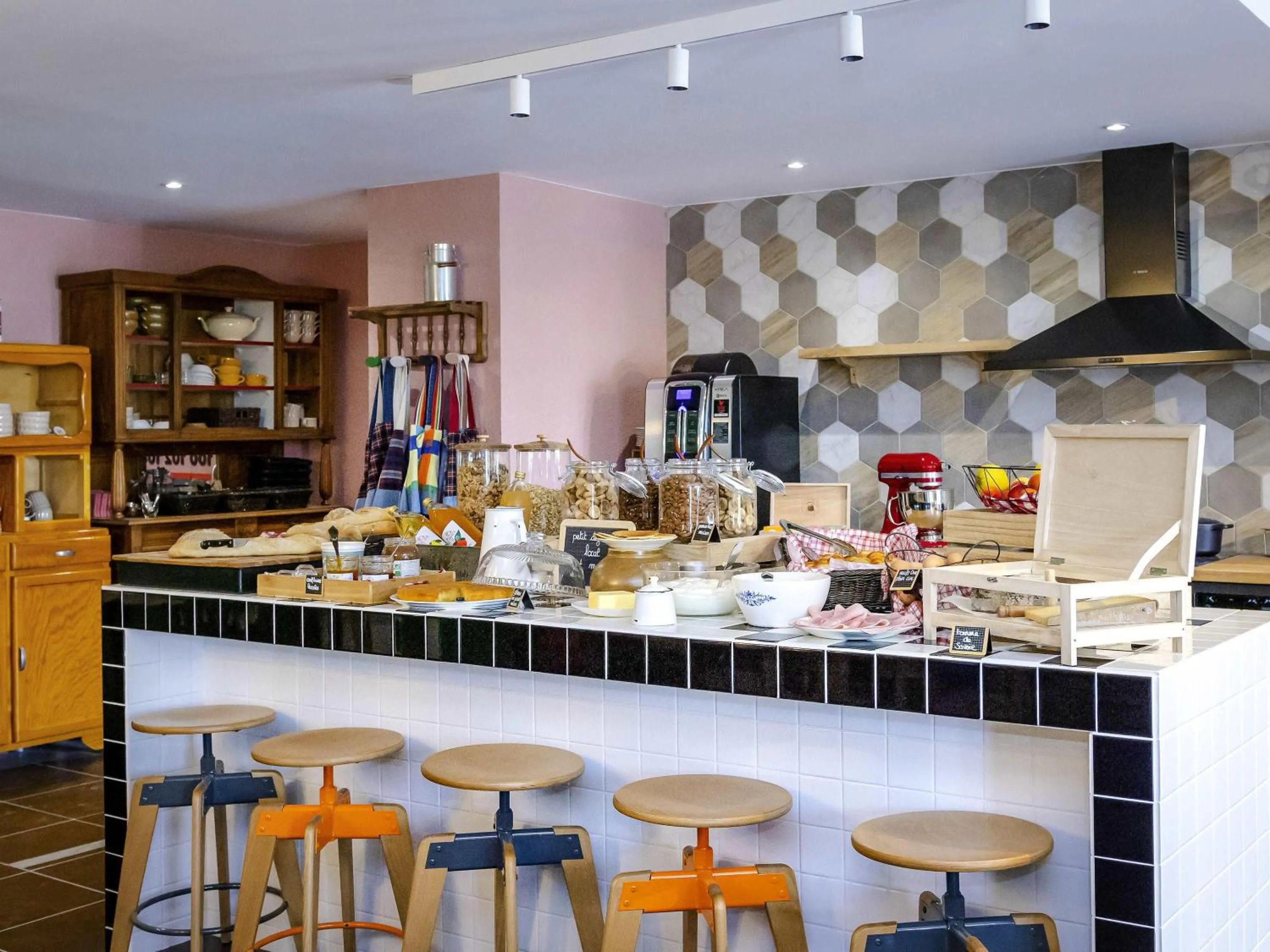 Lounge or bar in greet hôtel Annecy Cran-Gevrier by Accor