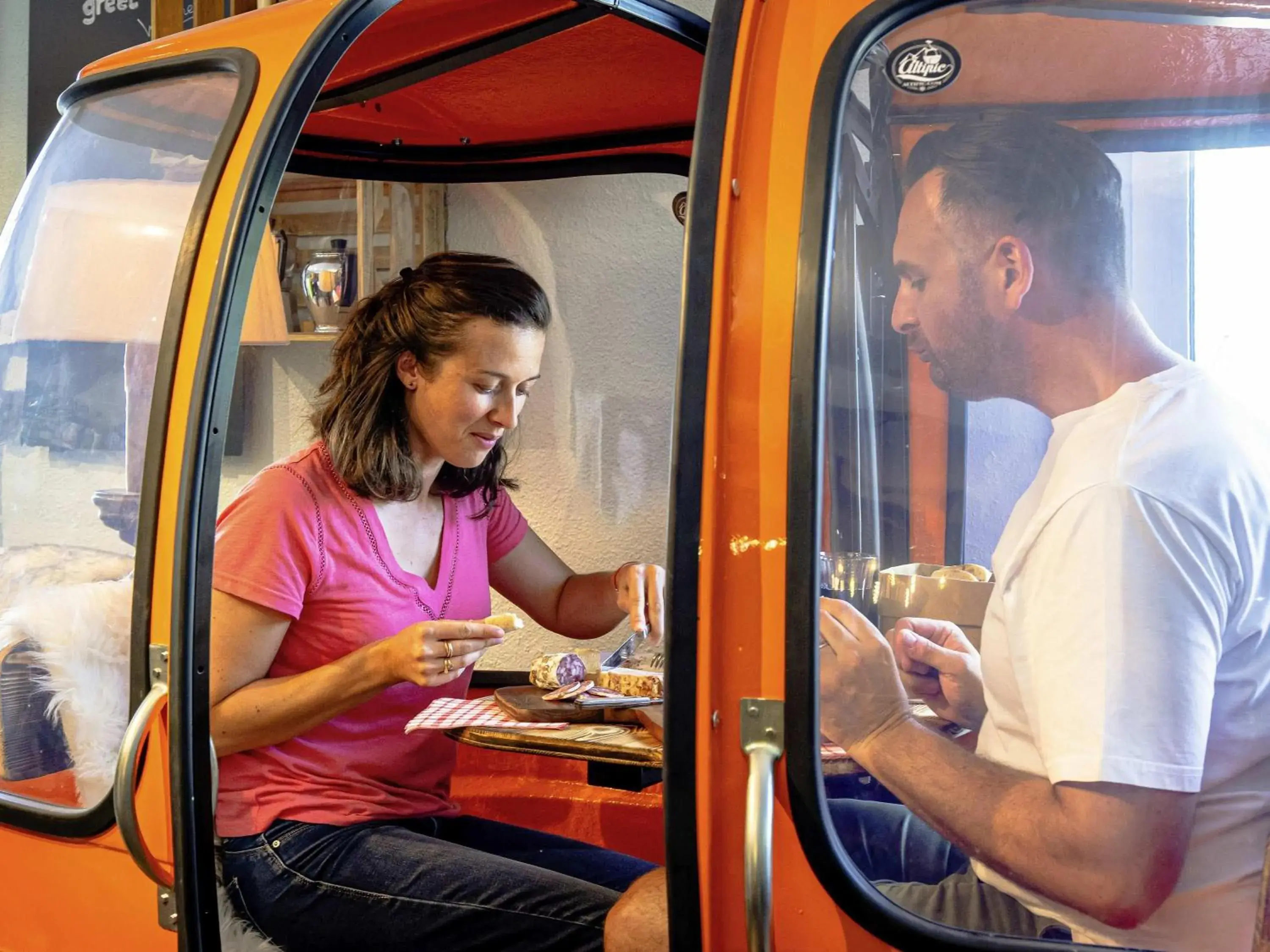 Restaurant/places to eat in greet hôtel Annecy Cran-Gevrier by Accor Restaurant/places to eat in greet hôtel Annecy Cran-Gevrier by Accor