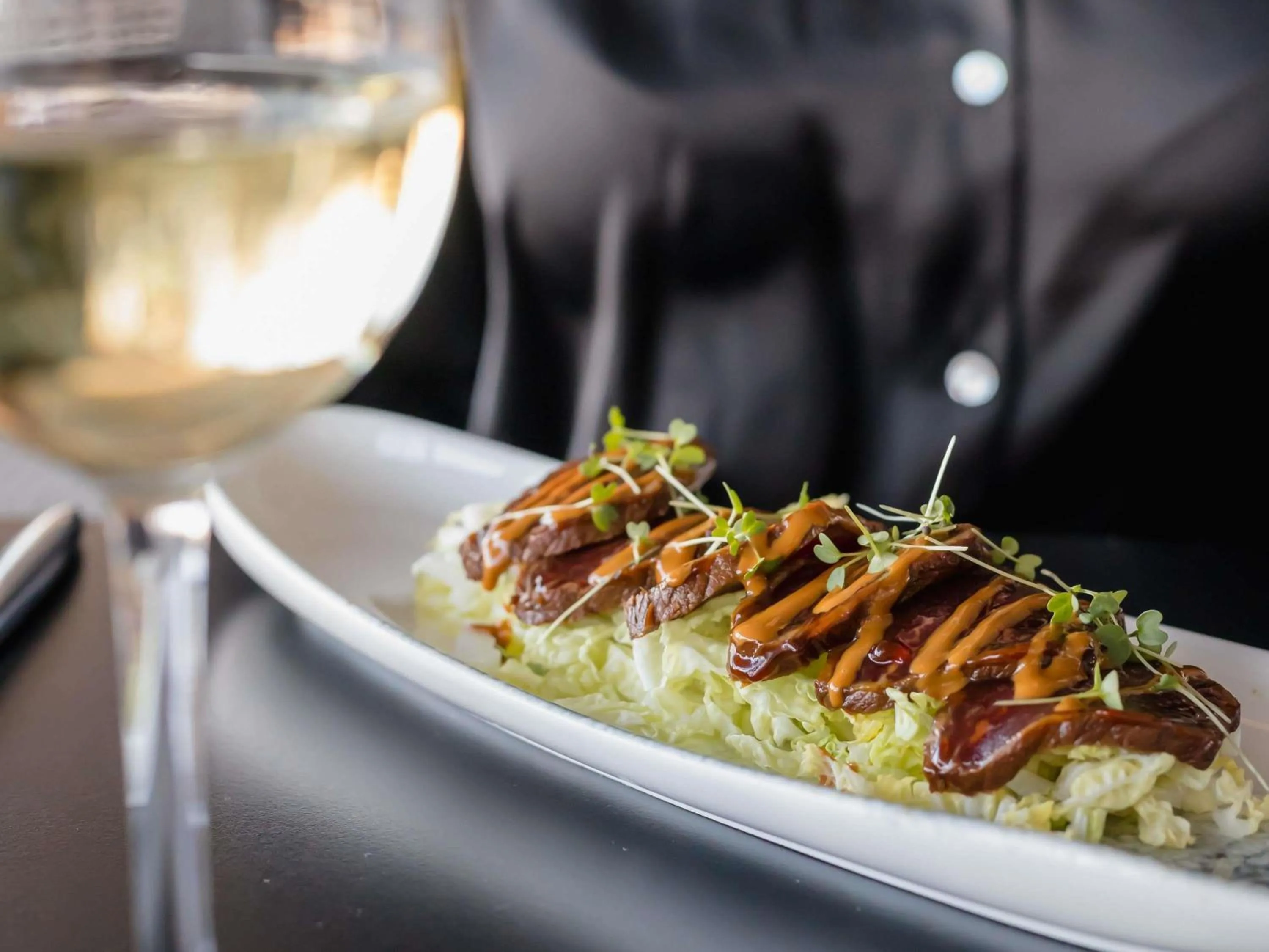 Restaurant/places to eat in Novotel Marseille Vieux Port