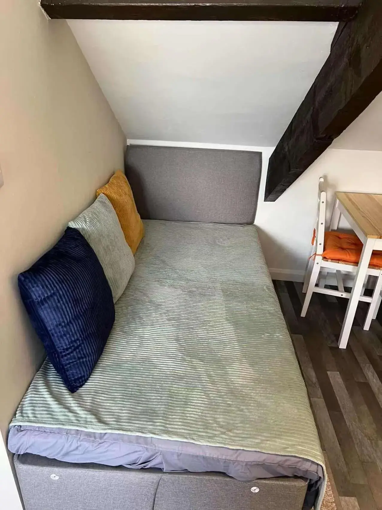 Bed in The Apple House Bed in The Apple House