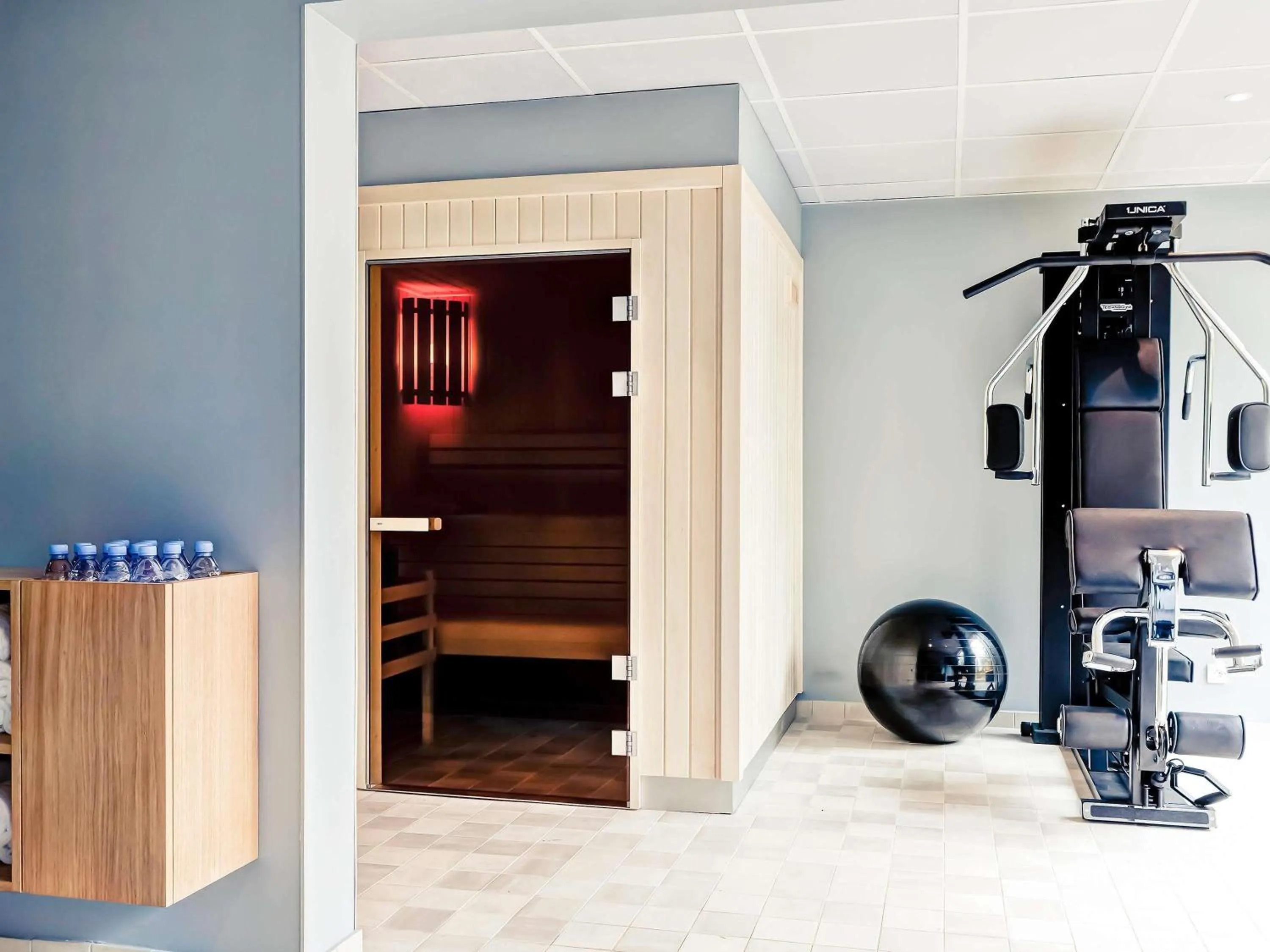 Property building in Mercure Lyon Charbonnières