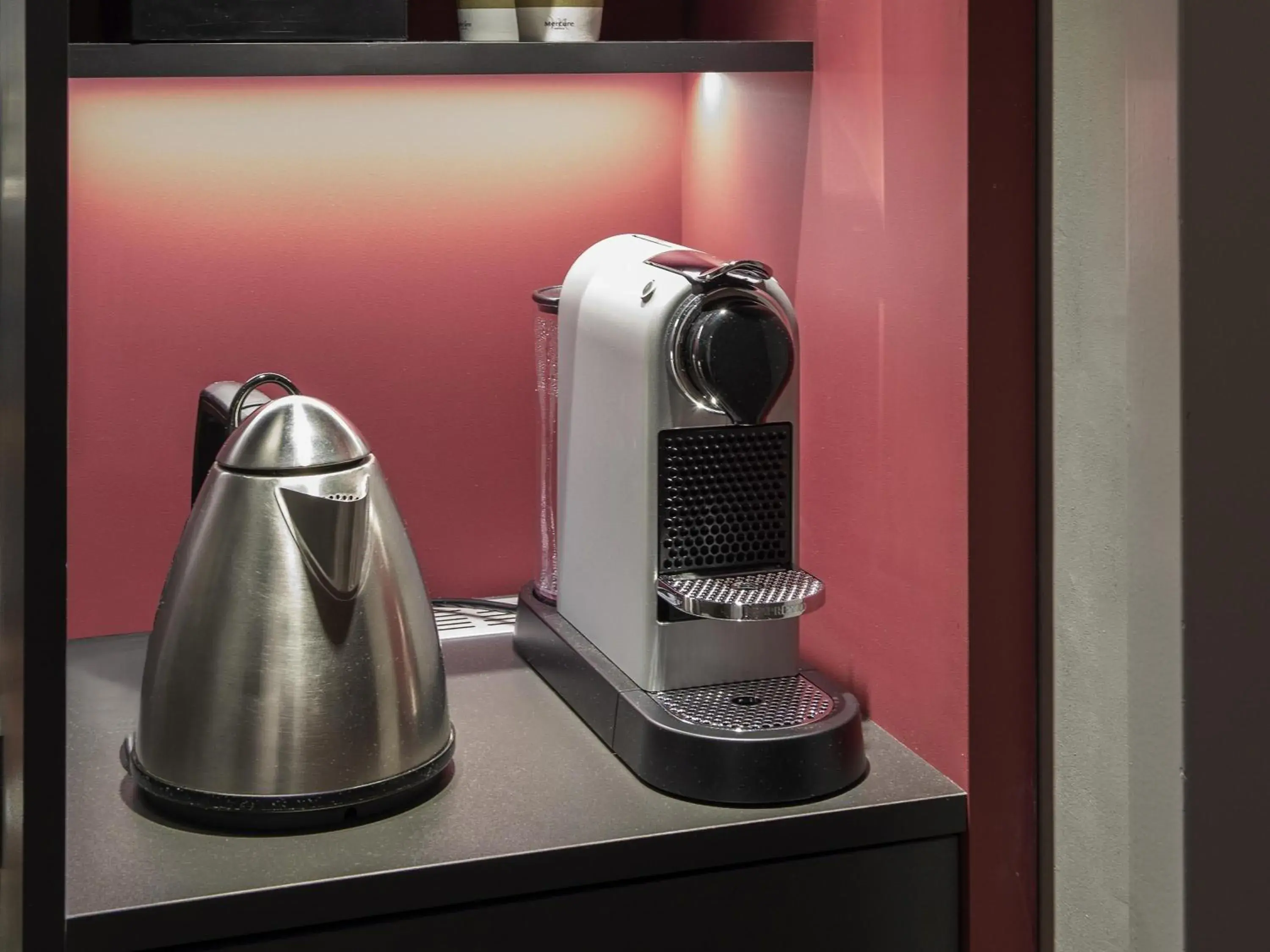 Bedroom in Mercure Lyon Charbonnières Bedroom in Mercure Lyon Charbonnières