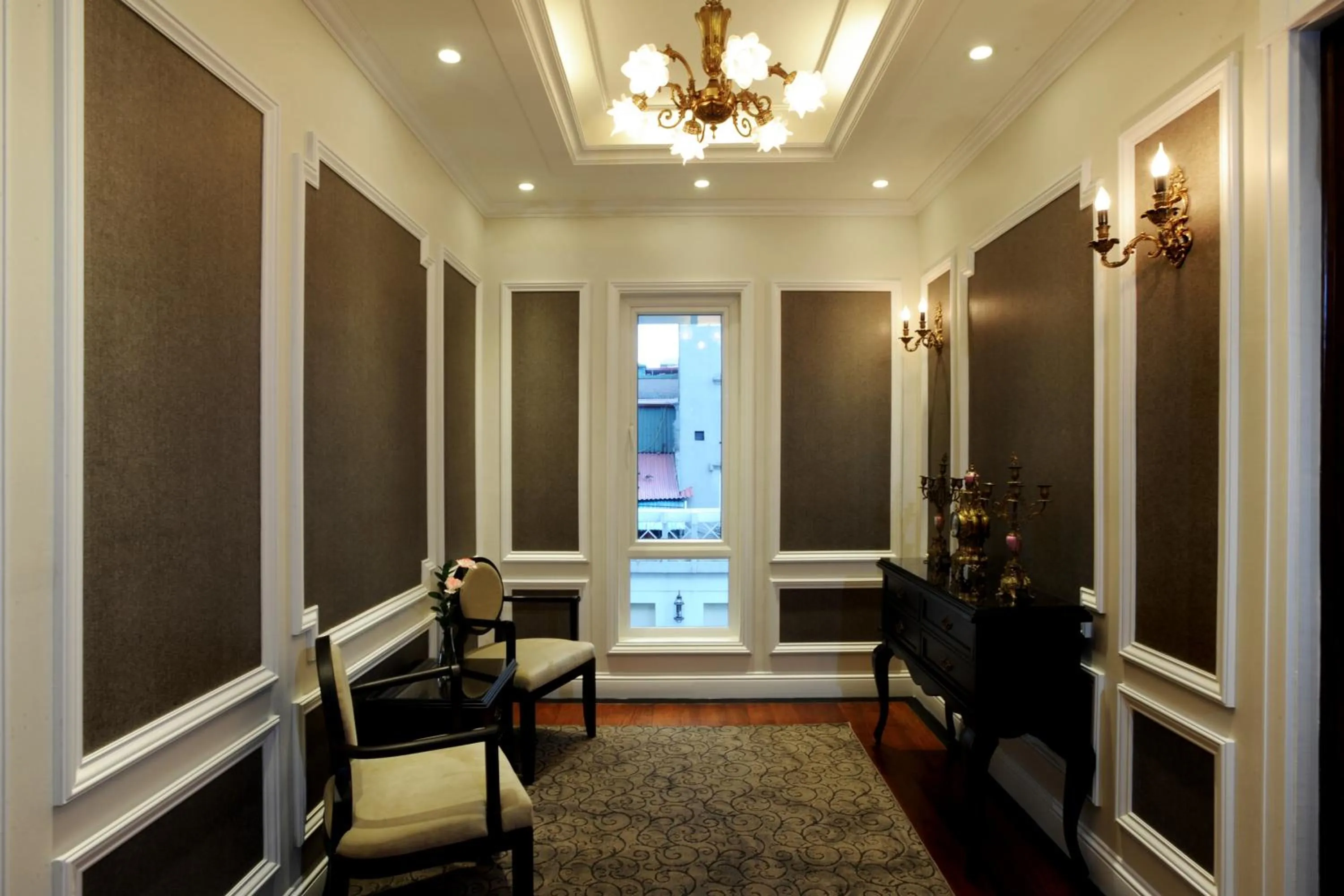 View (from property/room), Seating Area in New Era Hotel & Villa