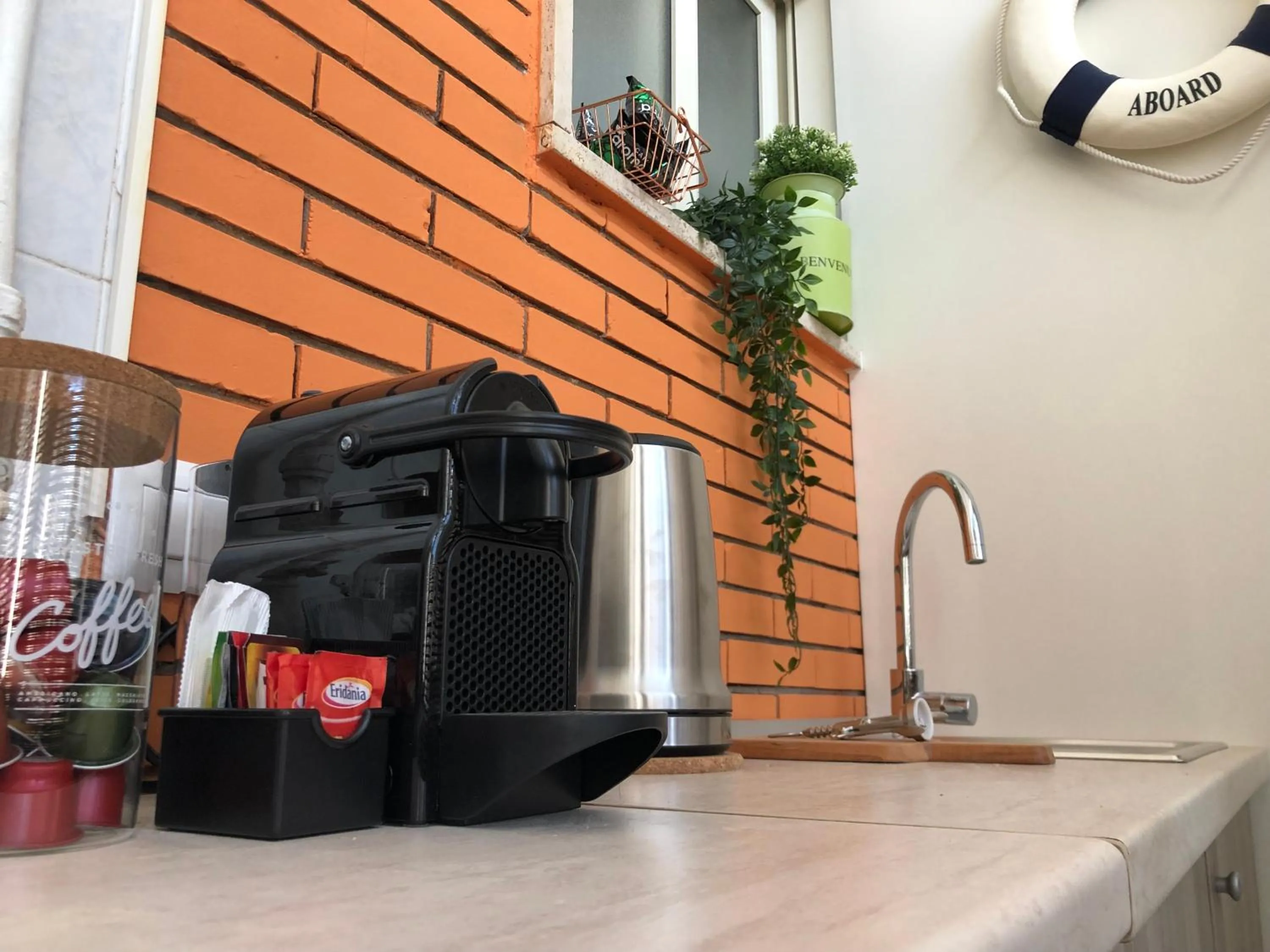 Coffee/tea facilities in PINOTTO BNB