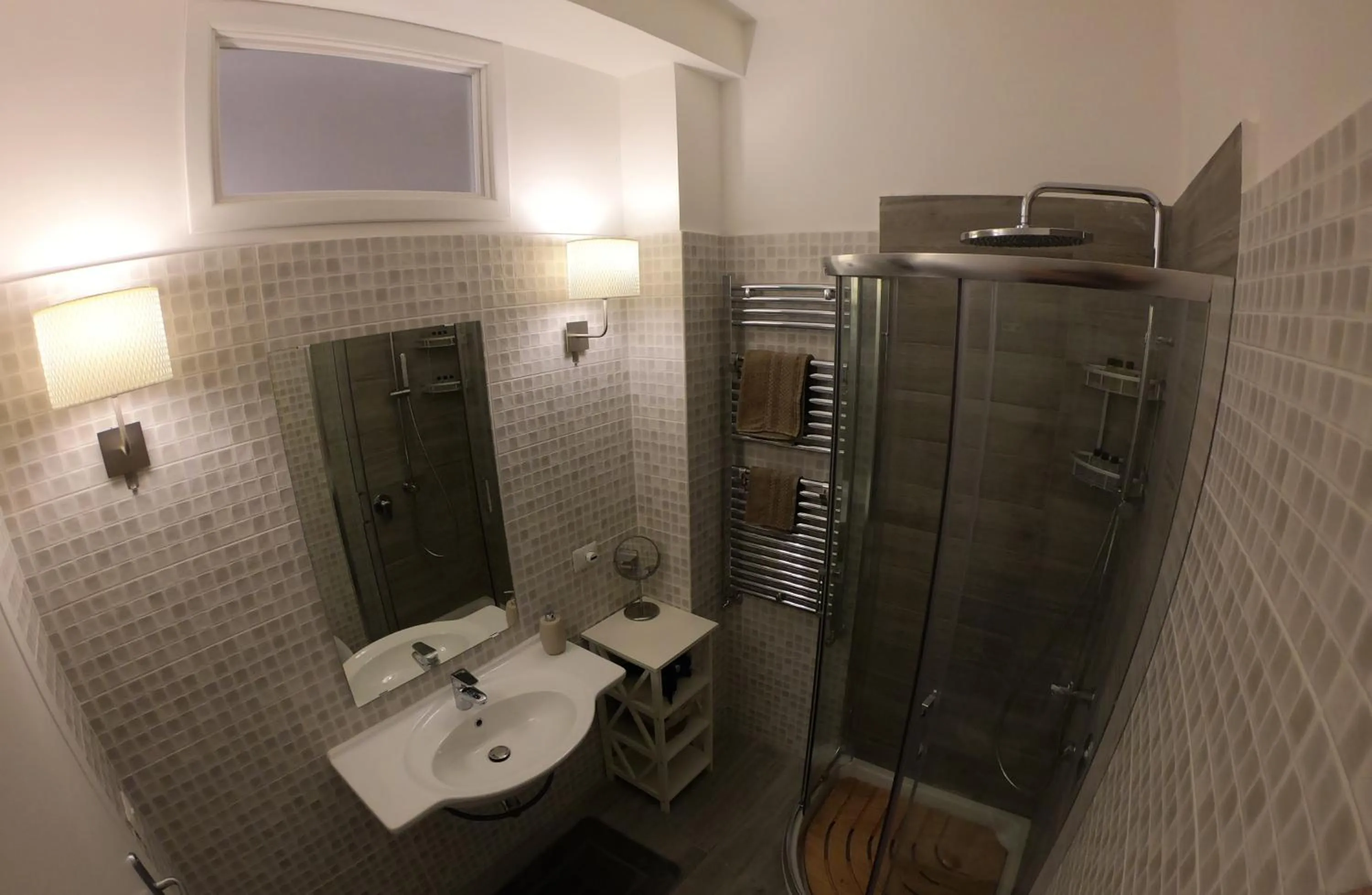 Shower in PINOTTO BNB