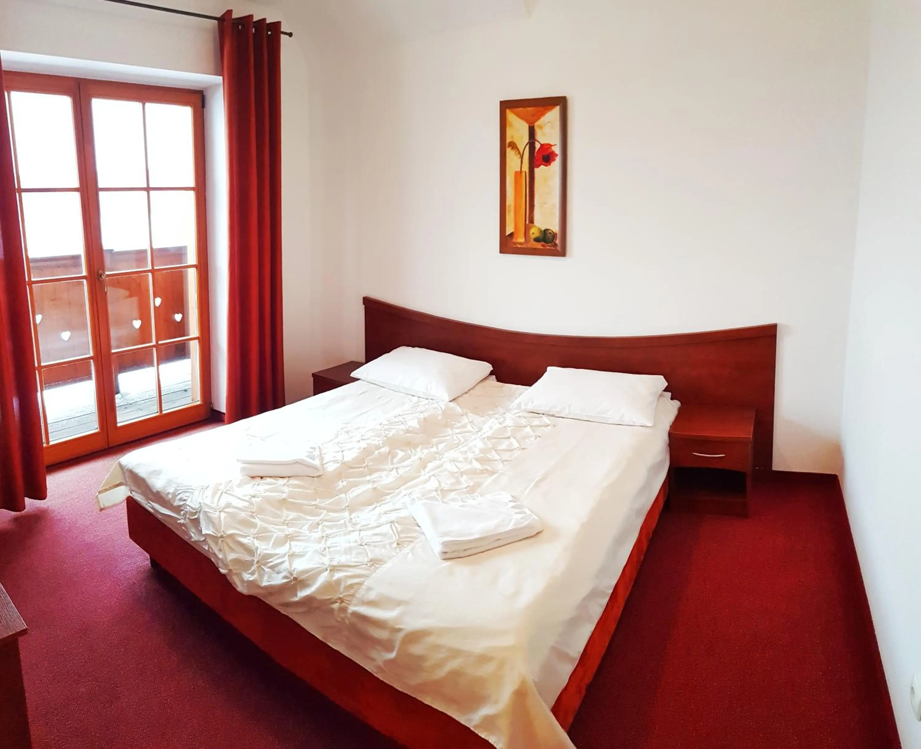 Photo of the whole room, Bed in Dw¿r ?wi?tosz¿wka