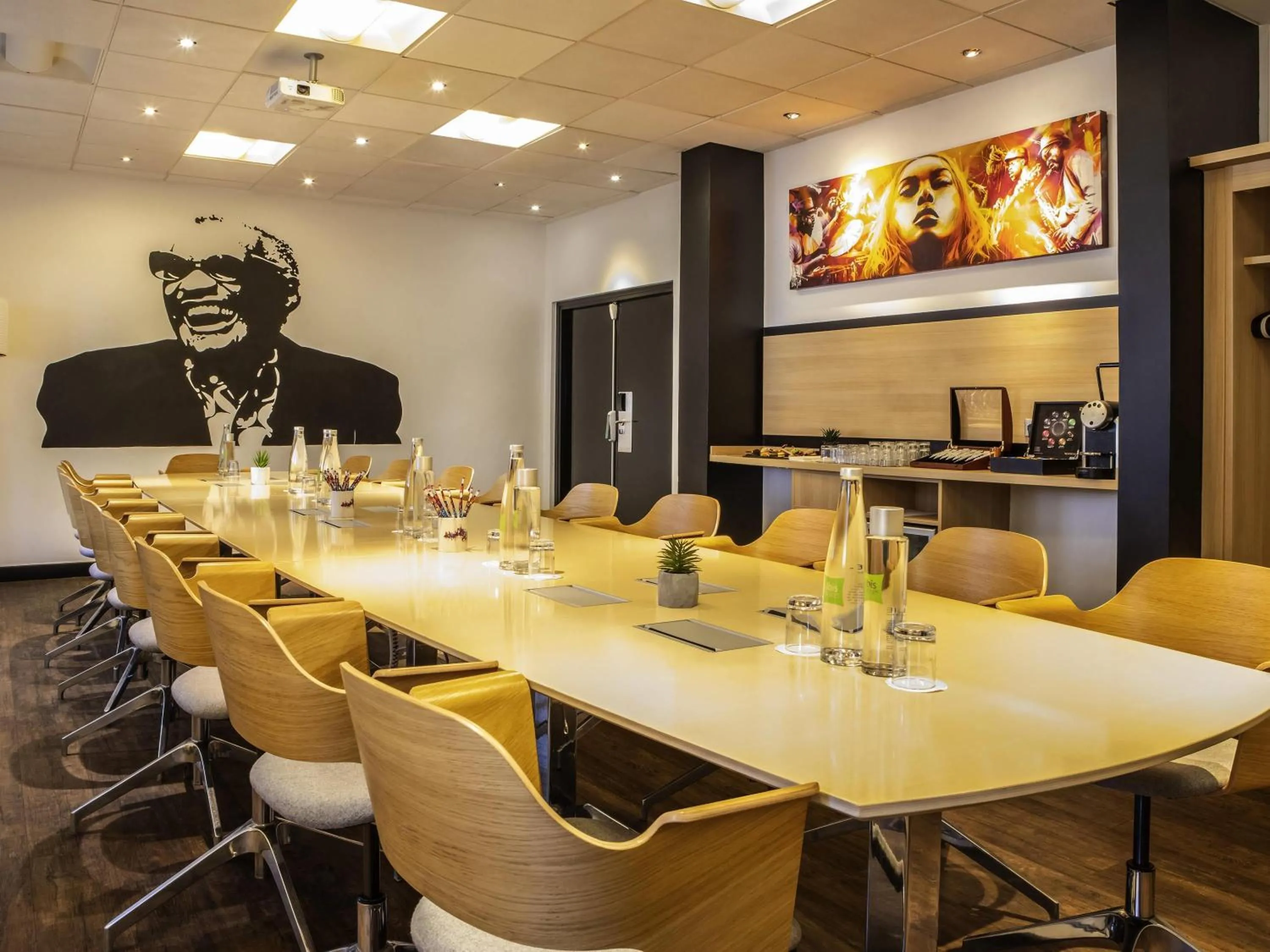 Meeting/conference room in ibis Styles Paris Bercy