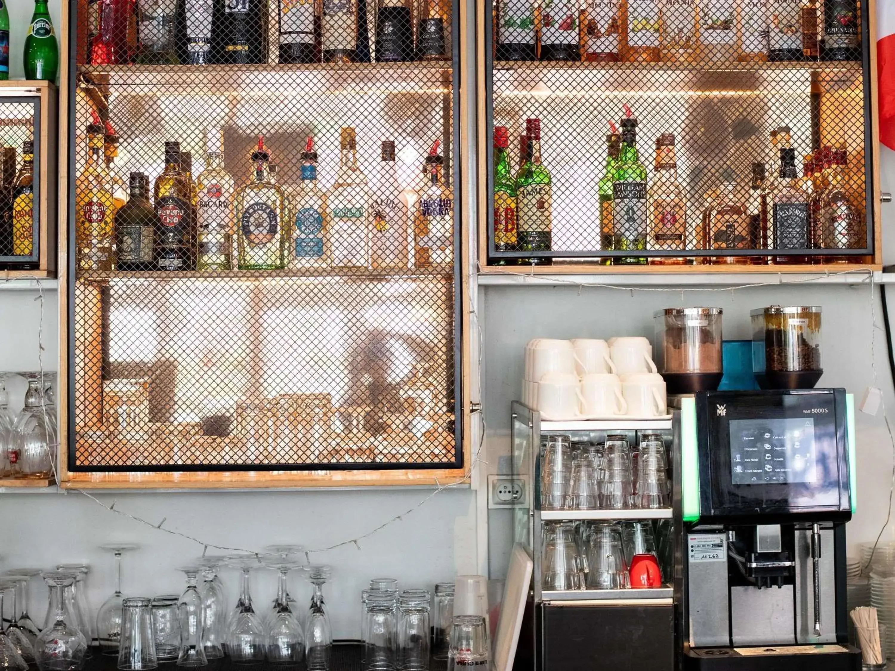 Lounge or bar in ibis Styles Paris Bercy Lounge or bar in ibis Styles Paris Bercy