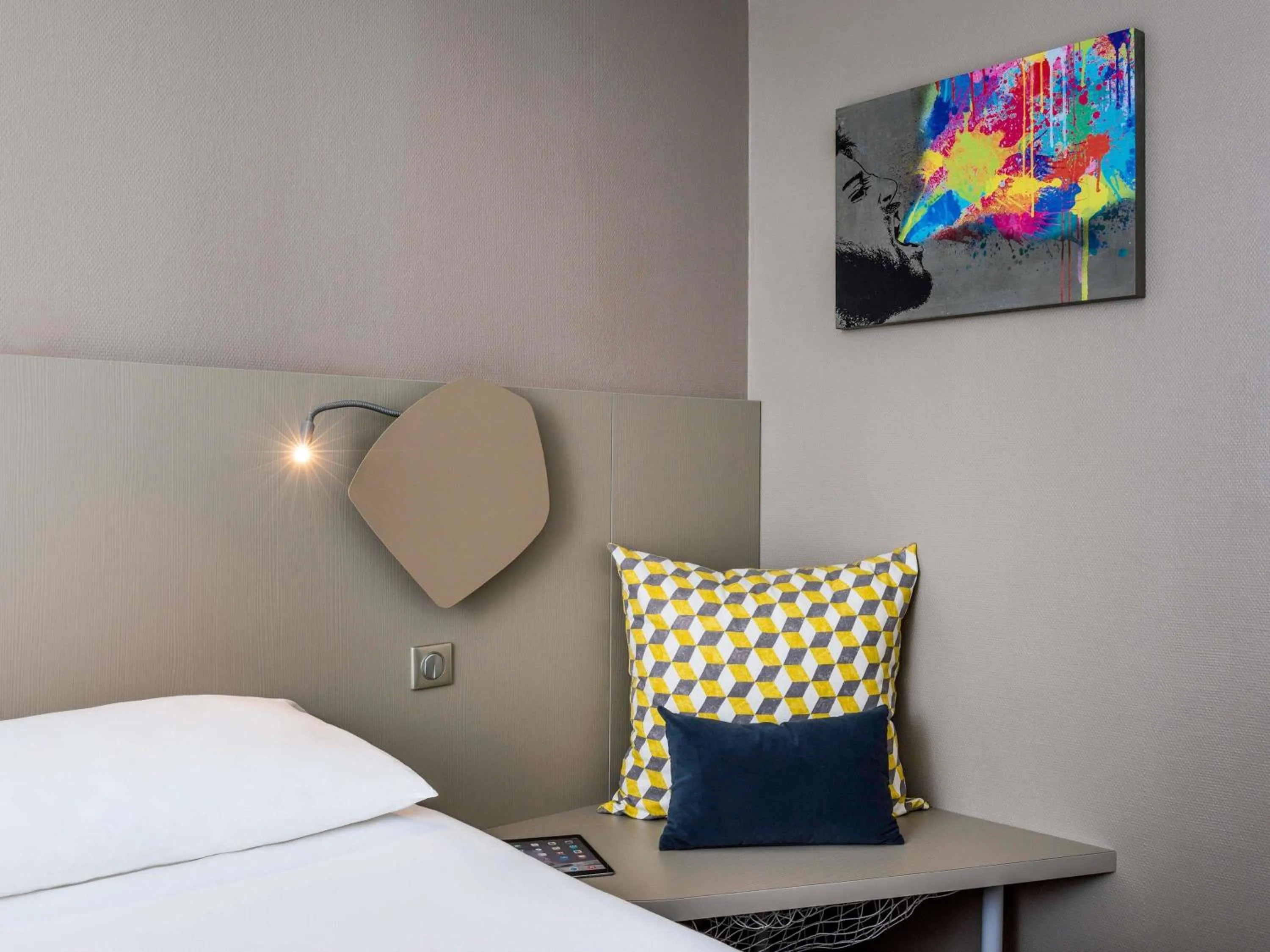 Bedroom, Bed in ibis Styles Paris Bercy