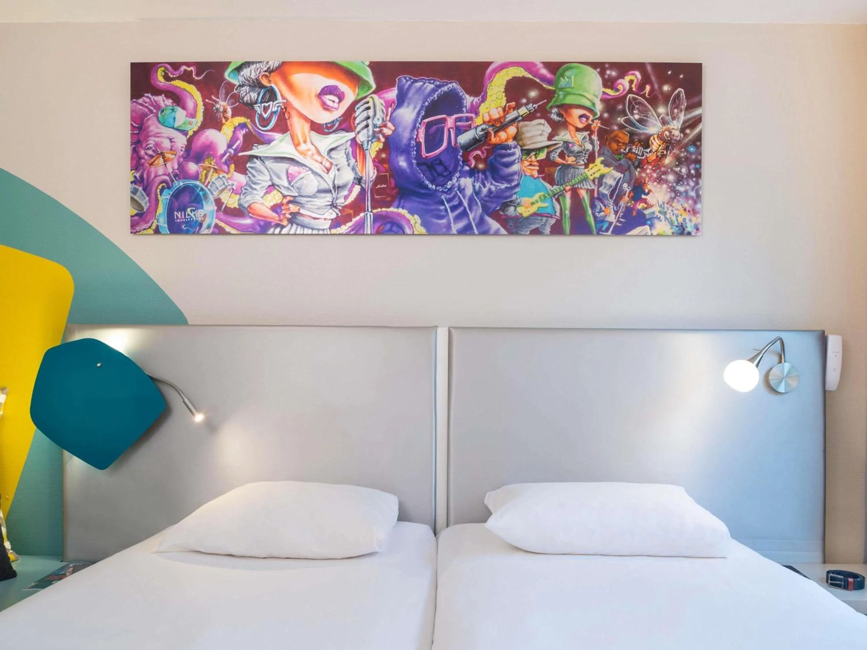 Bedroom, Bed in ibis Styles Paris Bercy