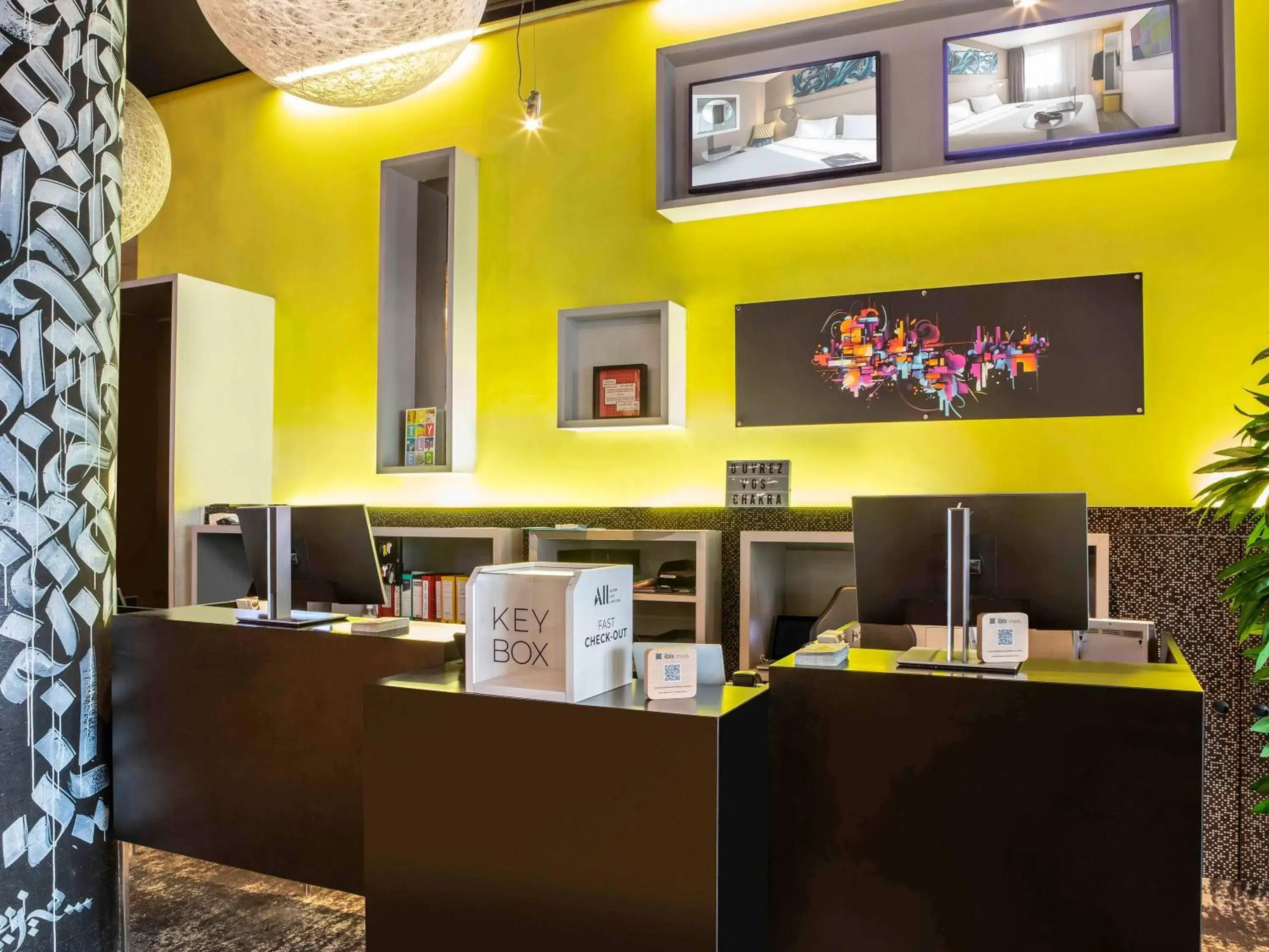 Lobby or reception in ibis Styles Paris Bercy Lobby or reception in ibis Styles Paris Bercy