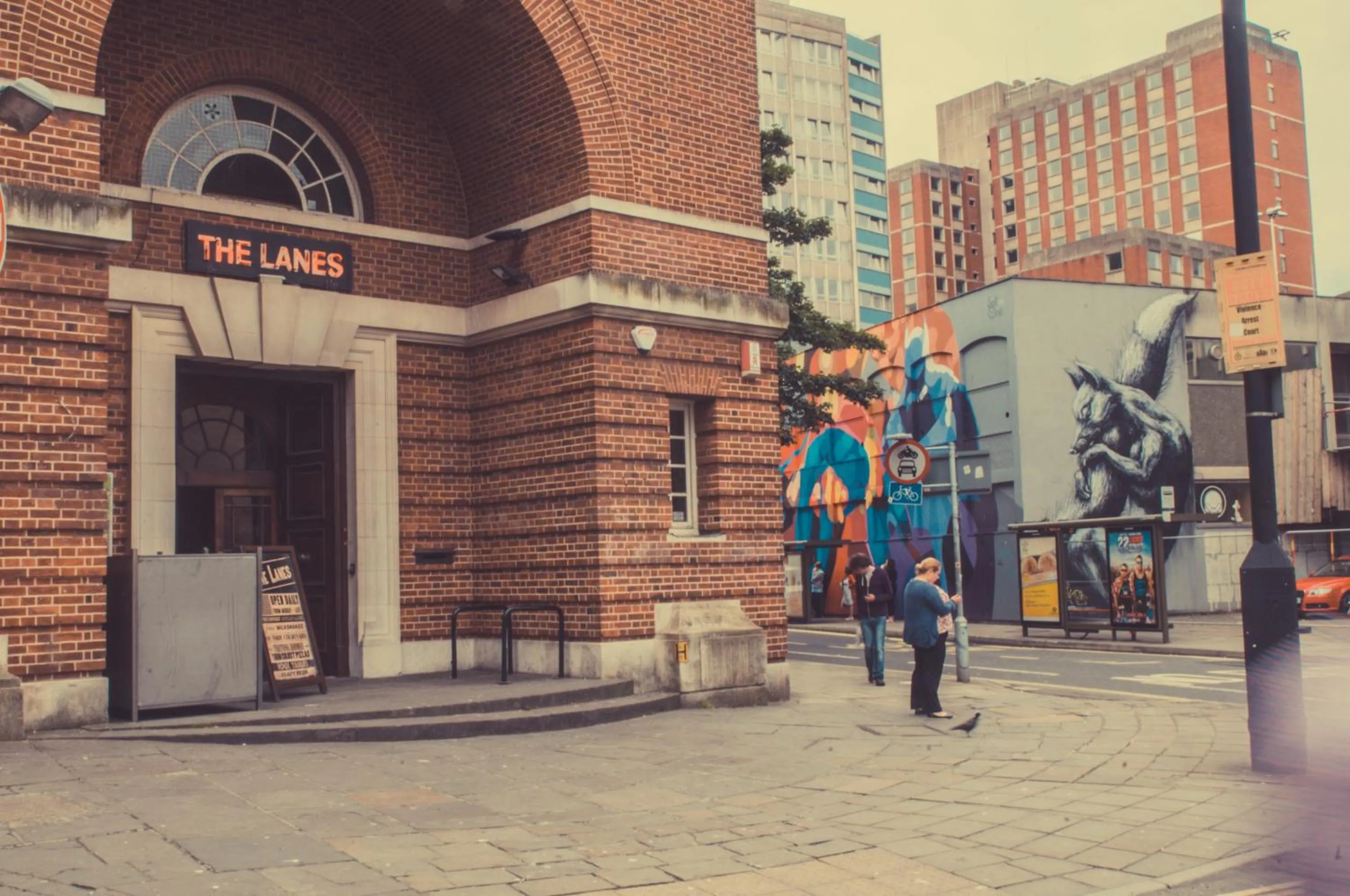Facade/entrance in Rock n Bowl