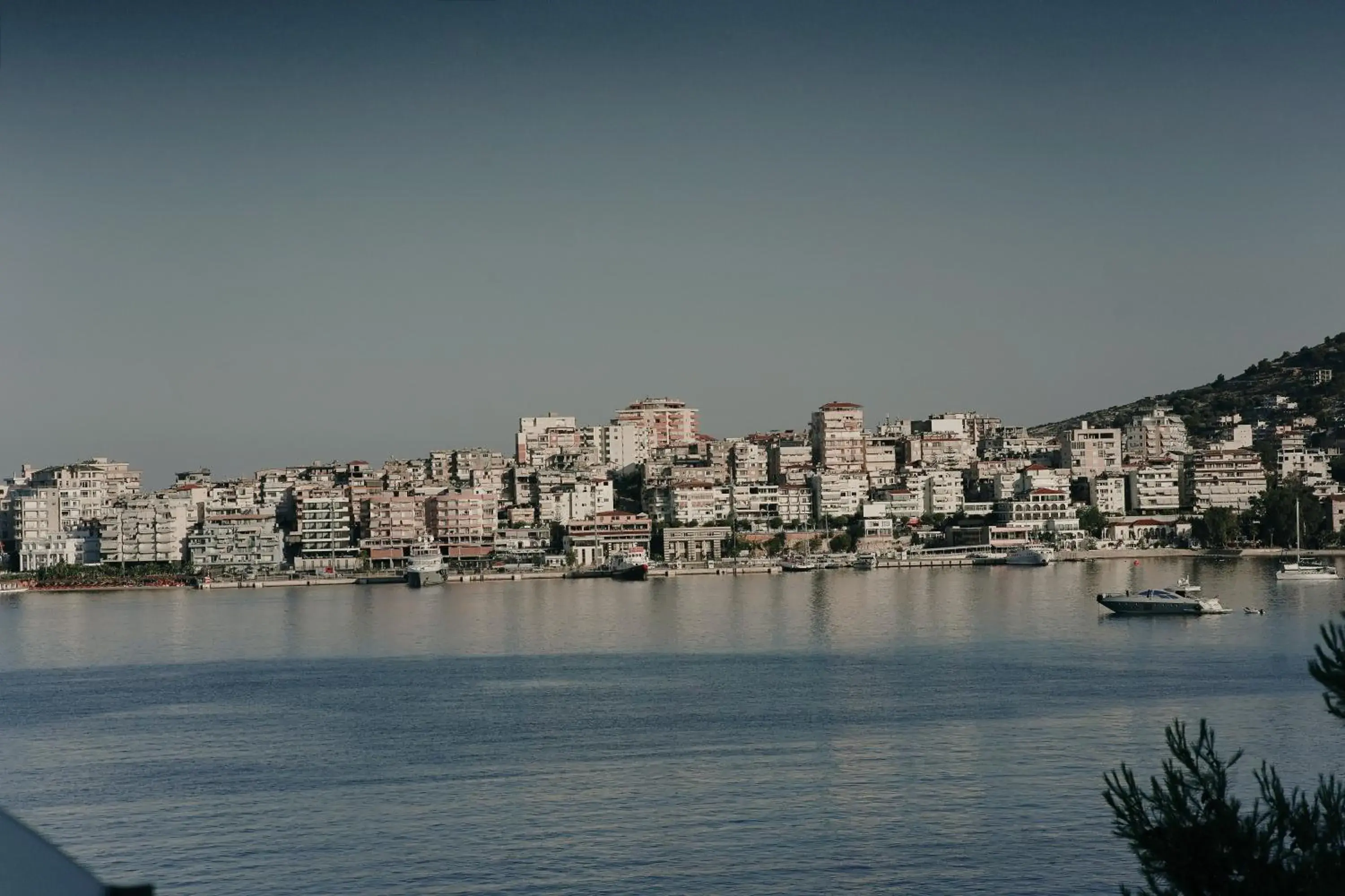 City view in Hotel Jaroal City view in Hotel Jaroal