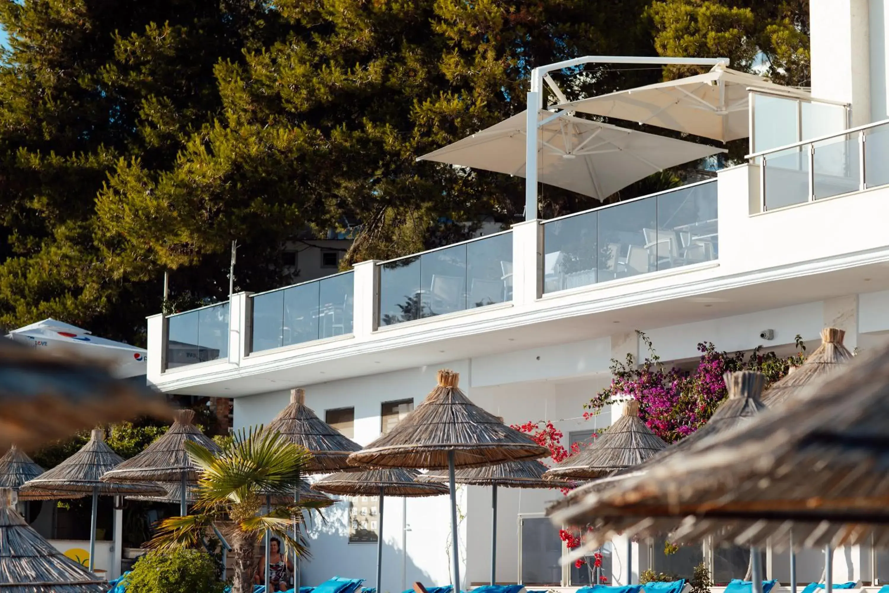 Restaurant/places to eat in Hotel Jaroal Restaurant/places to eat in Hotel Jaroal