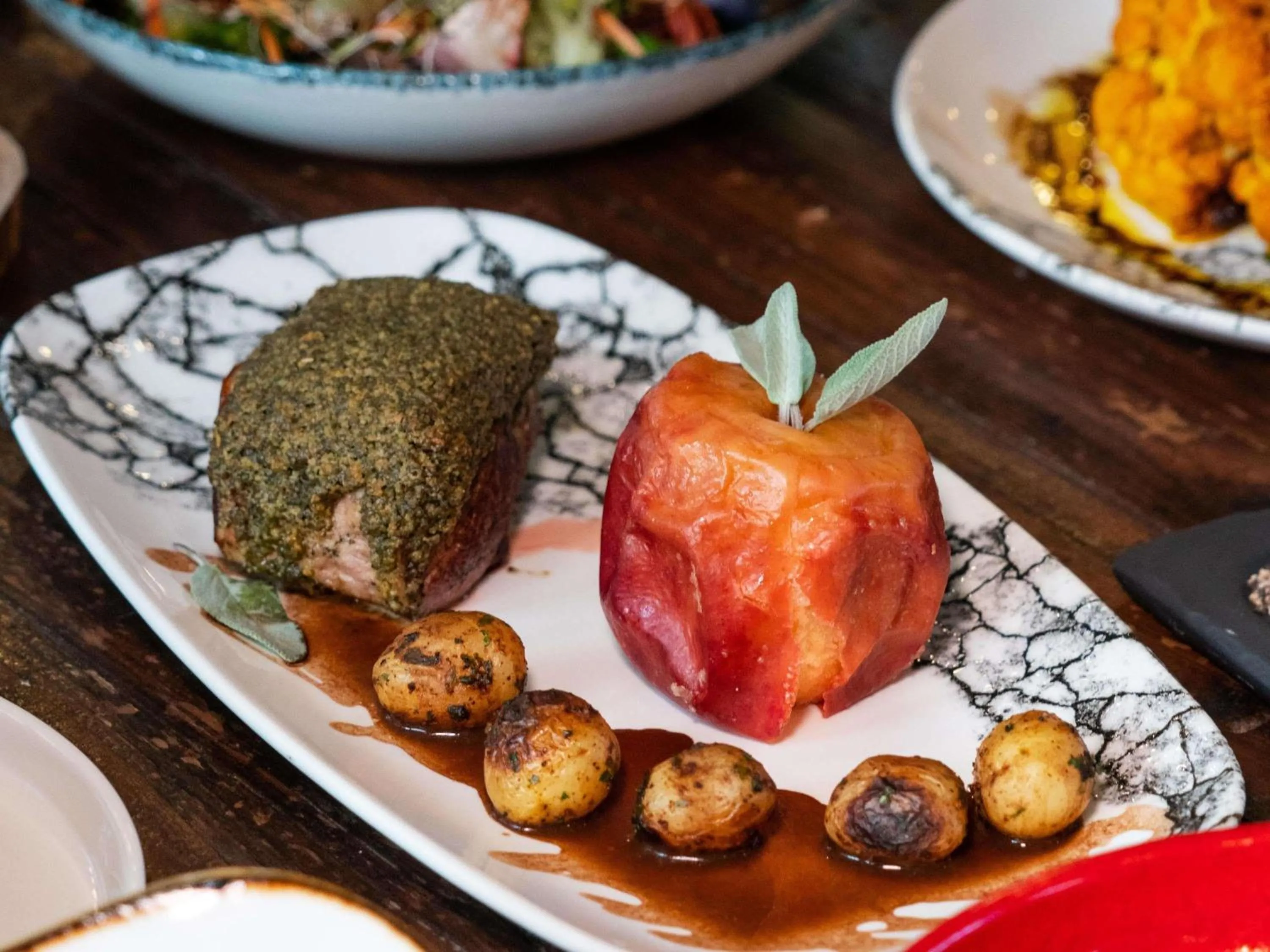 Restaurant/places to eat in Mercure Paris Val de Fontenay