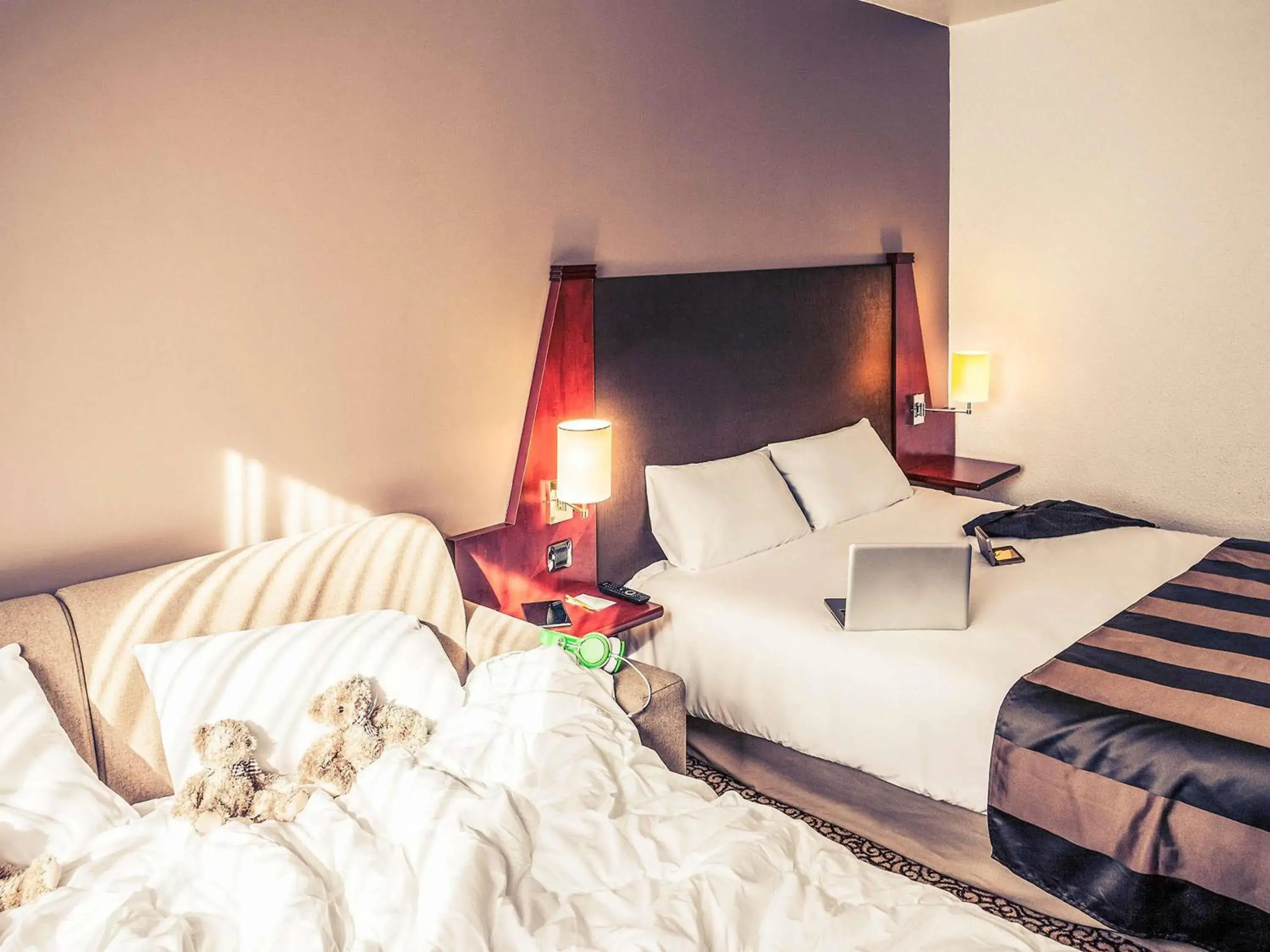 Other, Bed in Mercure Paris Val de Fontenay Other, Bed in Mercure Paris Val de Fontenay