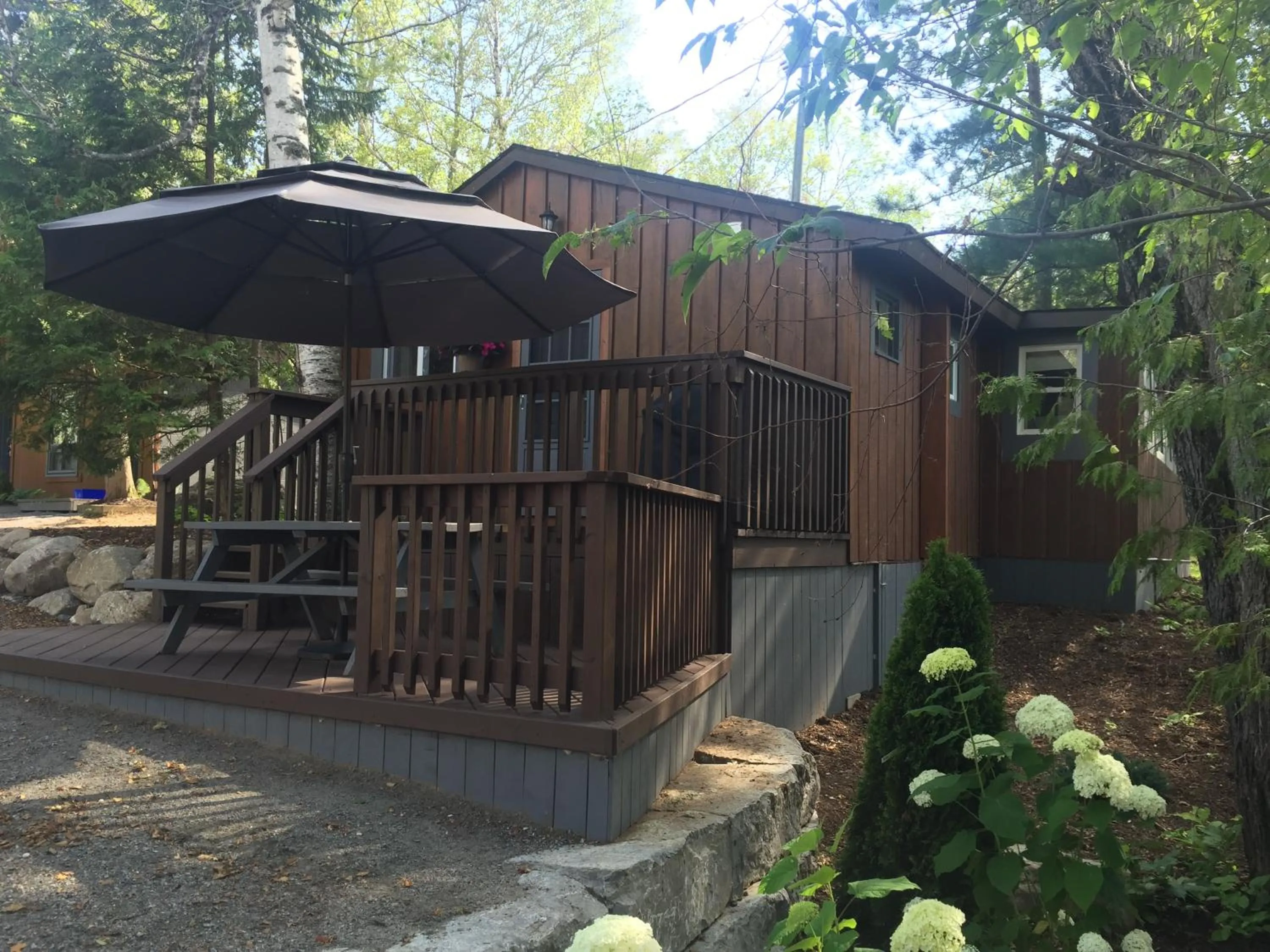 Property building in Somerset Lakeside Resort