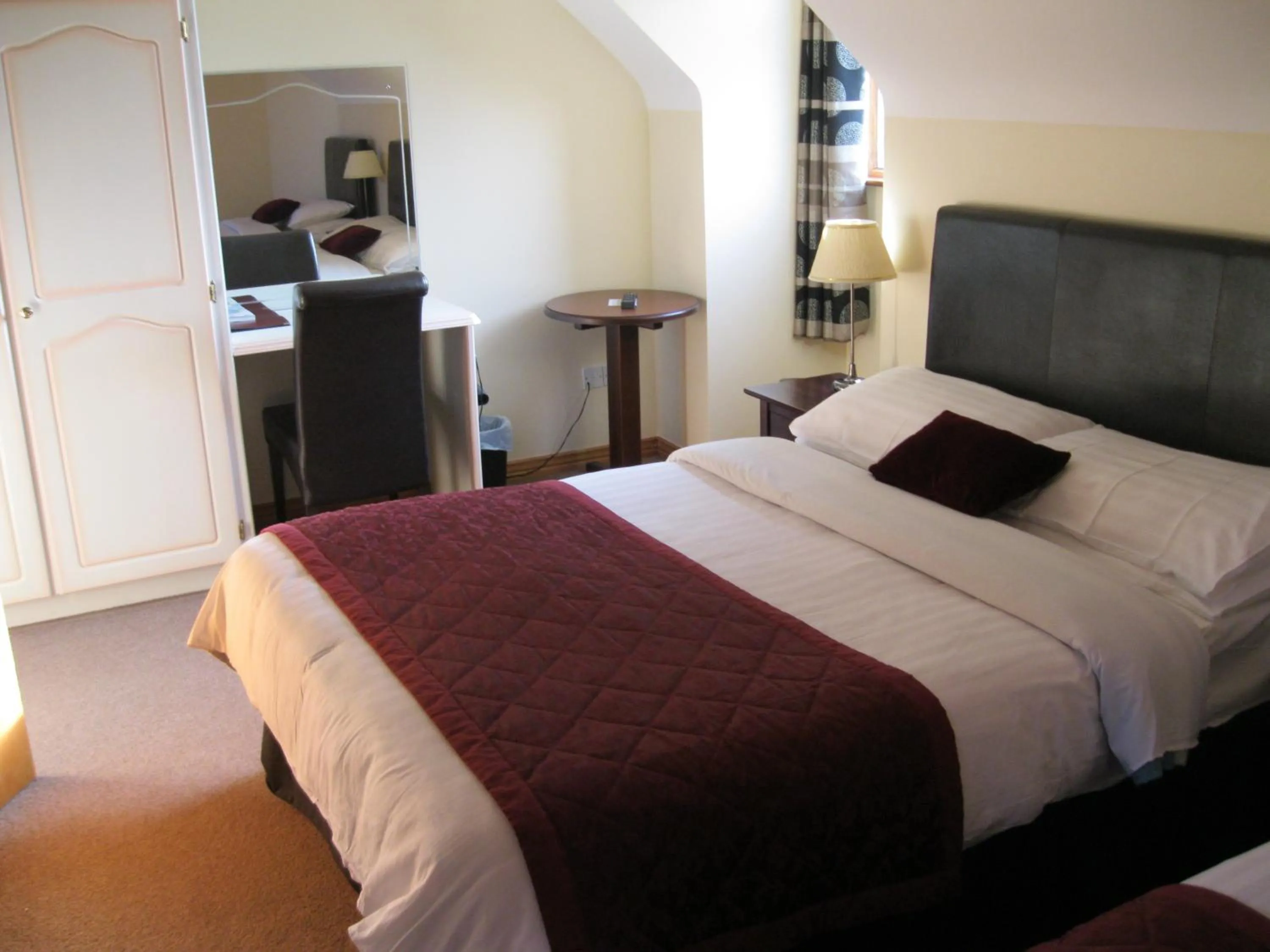 Photo of the whole room in Mountain View Guesthouse