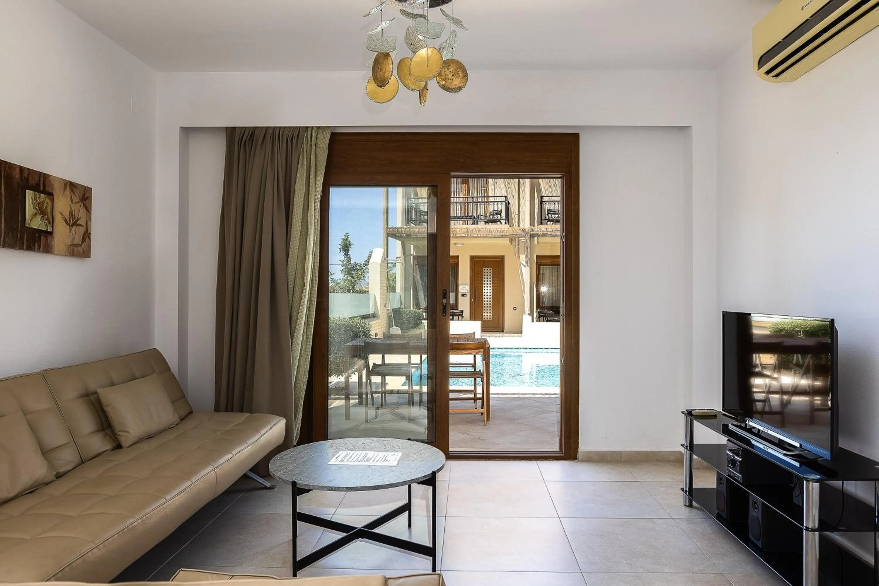 Living room in Pantheon Villas & Suites