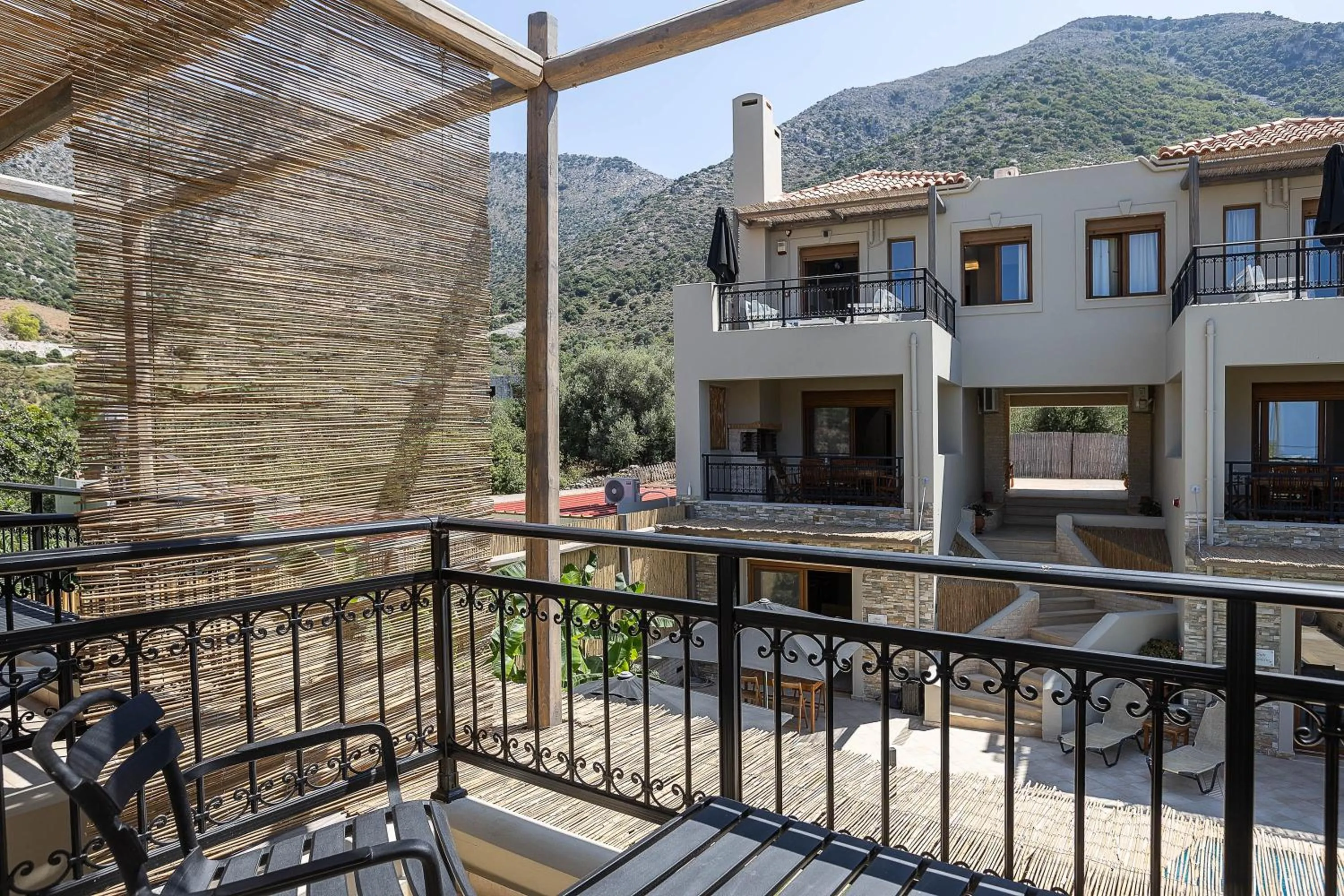 Balcony/Terrace in Pantheon Villas & Suites