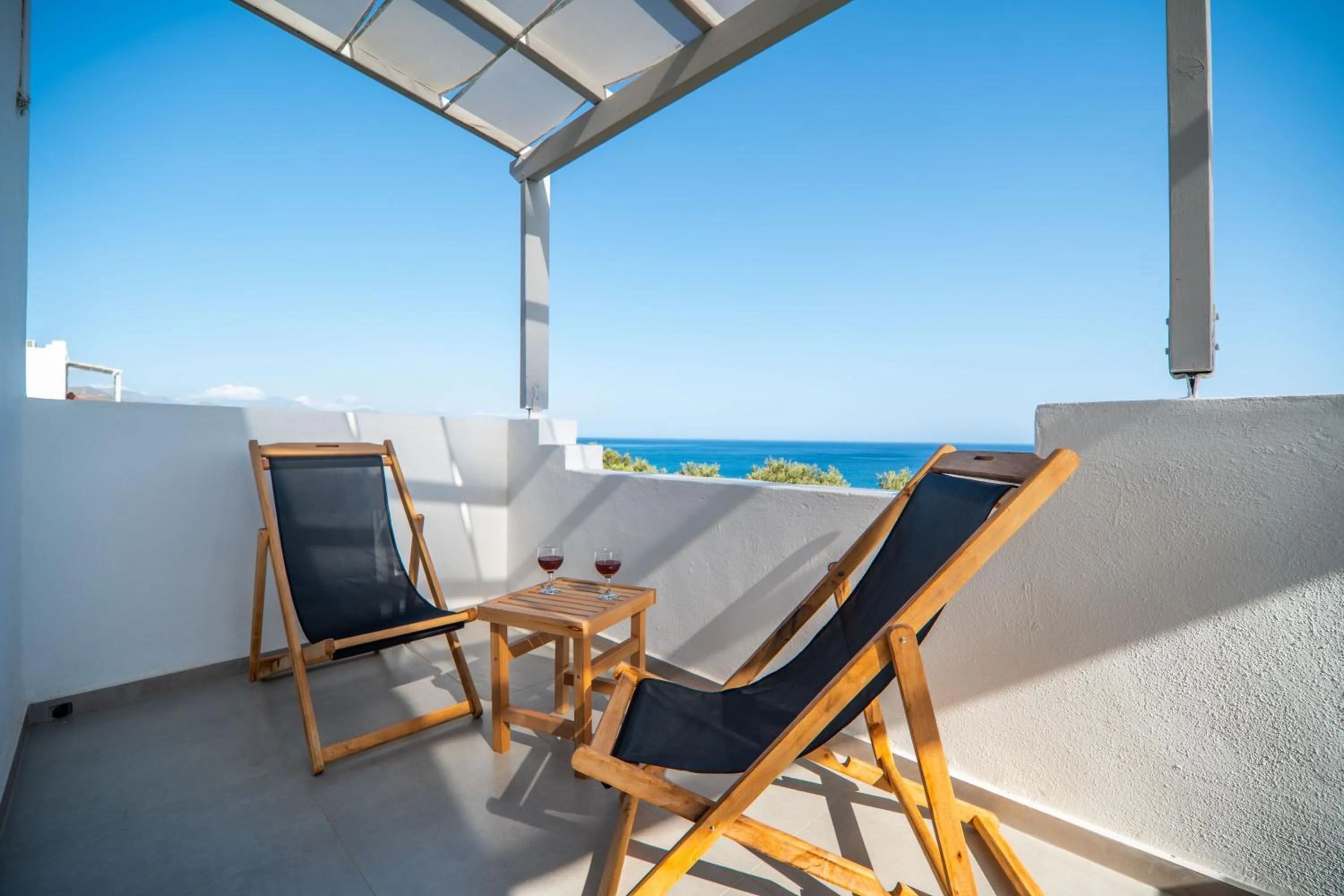 Day in Fata Morgana Studios & Apartments