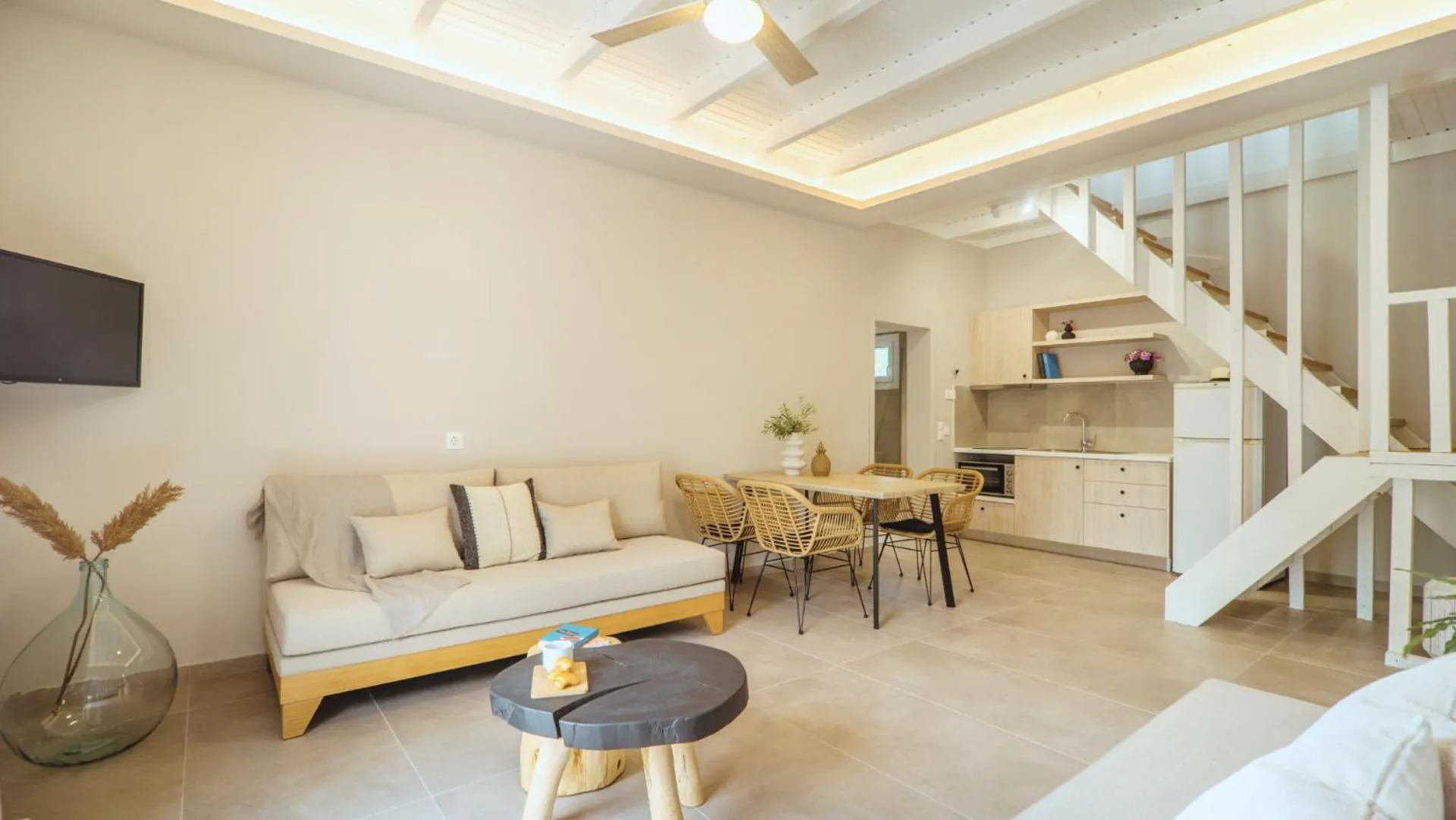 Kitchen or kitchenette in Fata Morgana Studios & Apartments