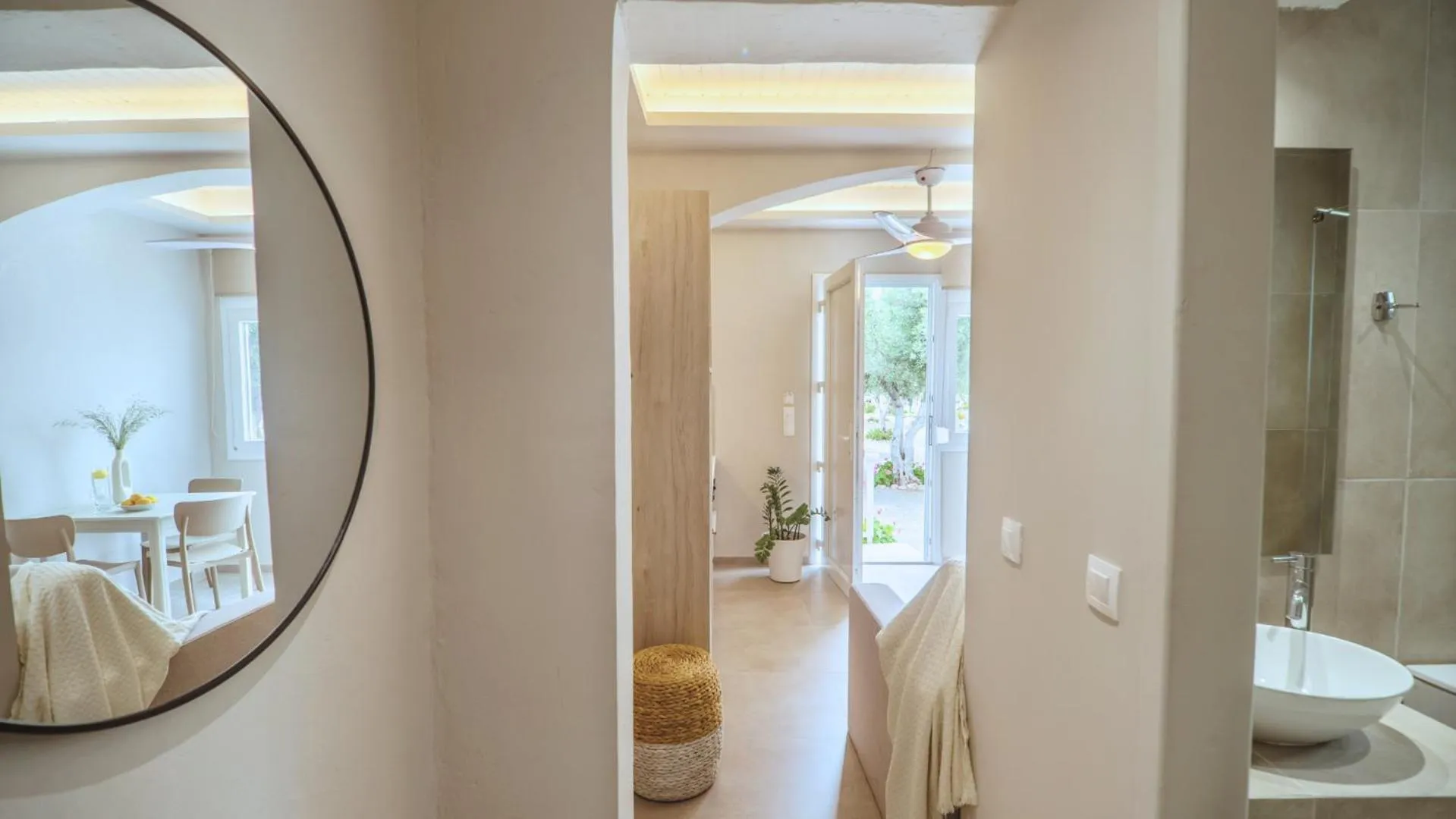 Seating area in Fata Morgana Studios & Apartments