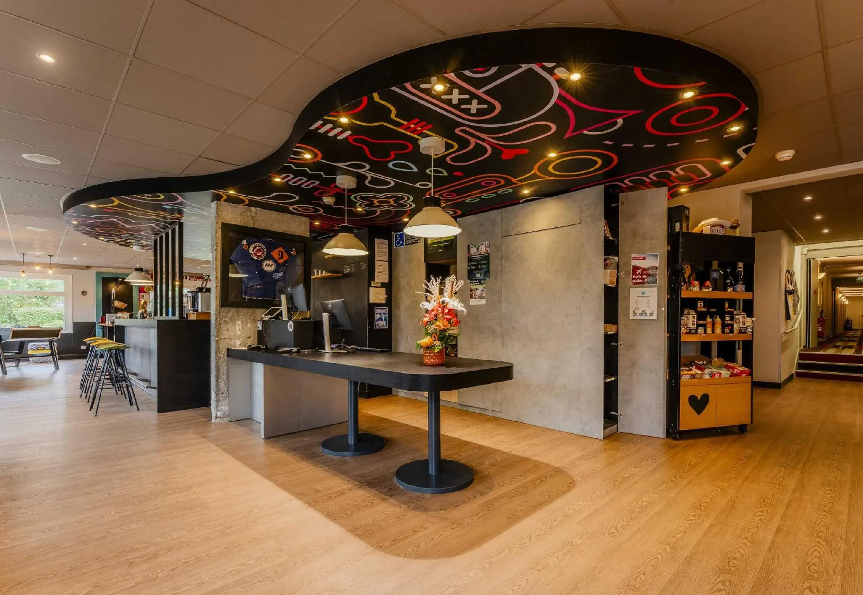 Lobby or reception in B&B HOTEL Lille Villeneuve d'Ascq Grand Stade Lobby or reception in B&B HOTEL Lille Villeneuve d'Ascq Grand Stade