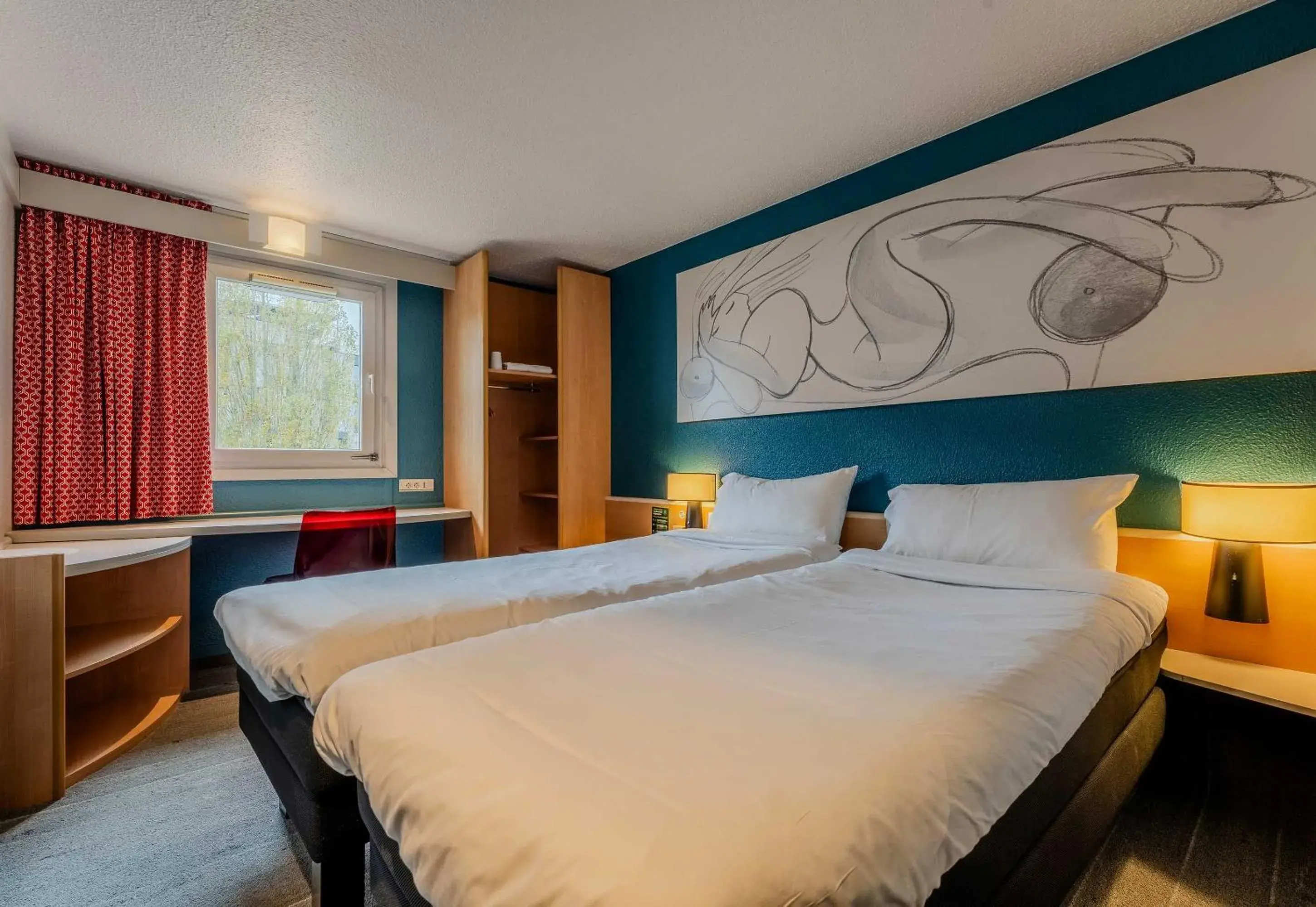 Bedroom, Bed in B&B HOTEL Lille Villeneuve d'Ascq Grand Stade Bedroom, Bed in B&B HOTEL Lille Villeneuve d'Ascq Grand Stade