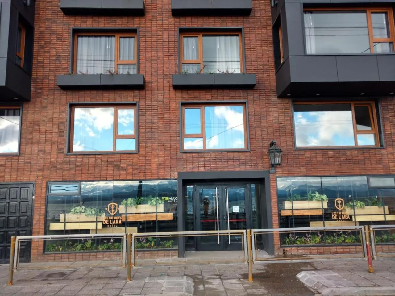 Property building in Hotel Eco Max