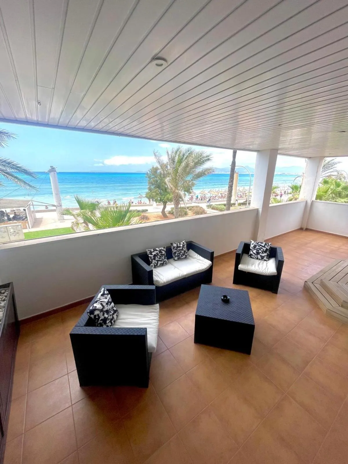 Balcony/Terrace in Q-Royal Skylounge
