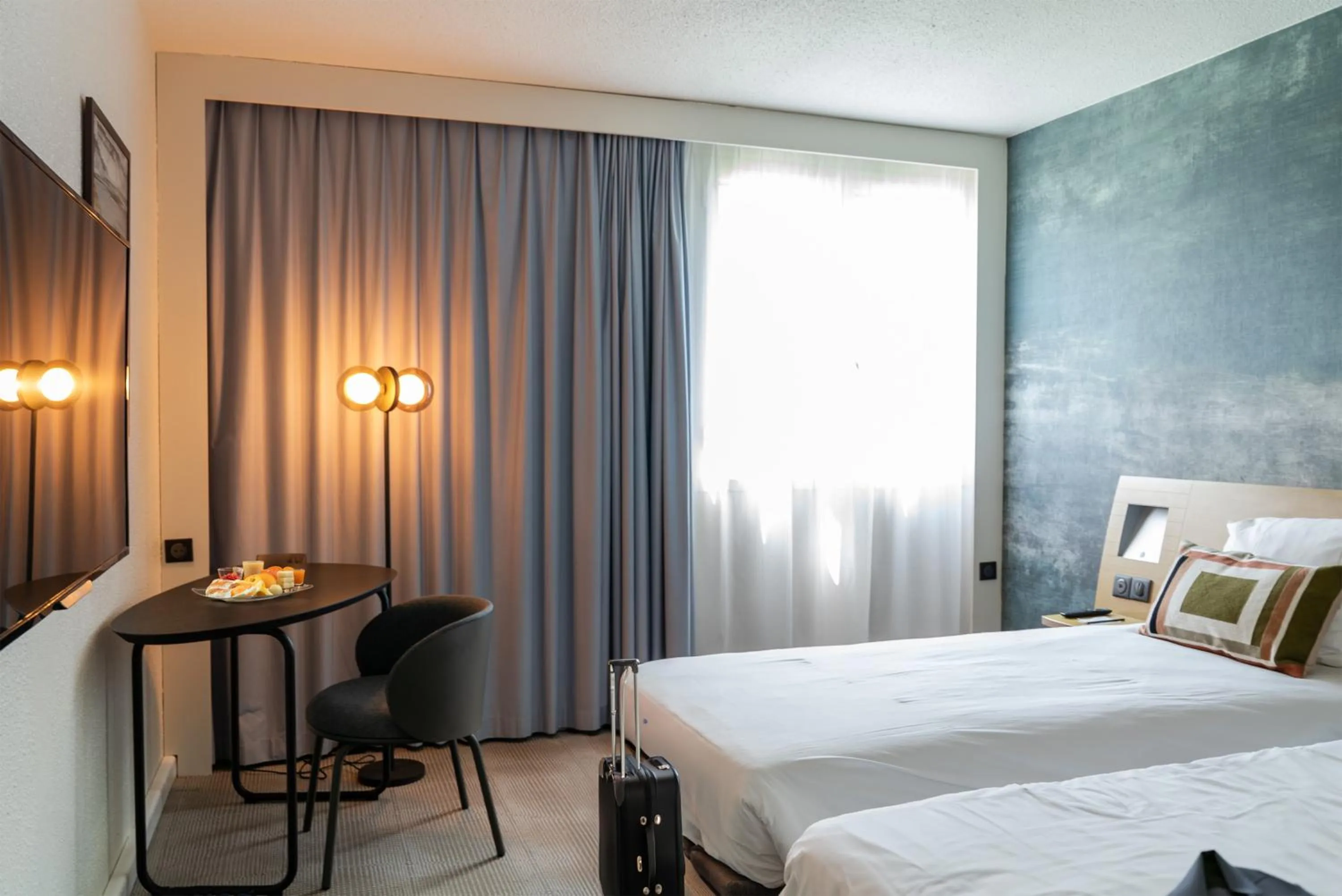 Bed in Novotel Bayeux