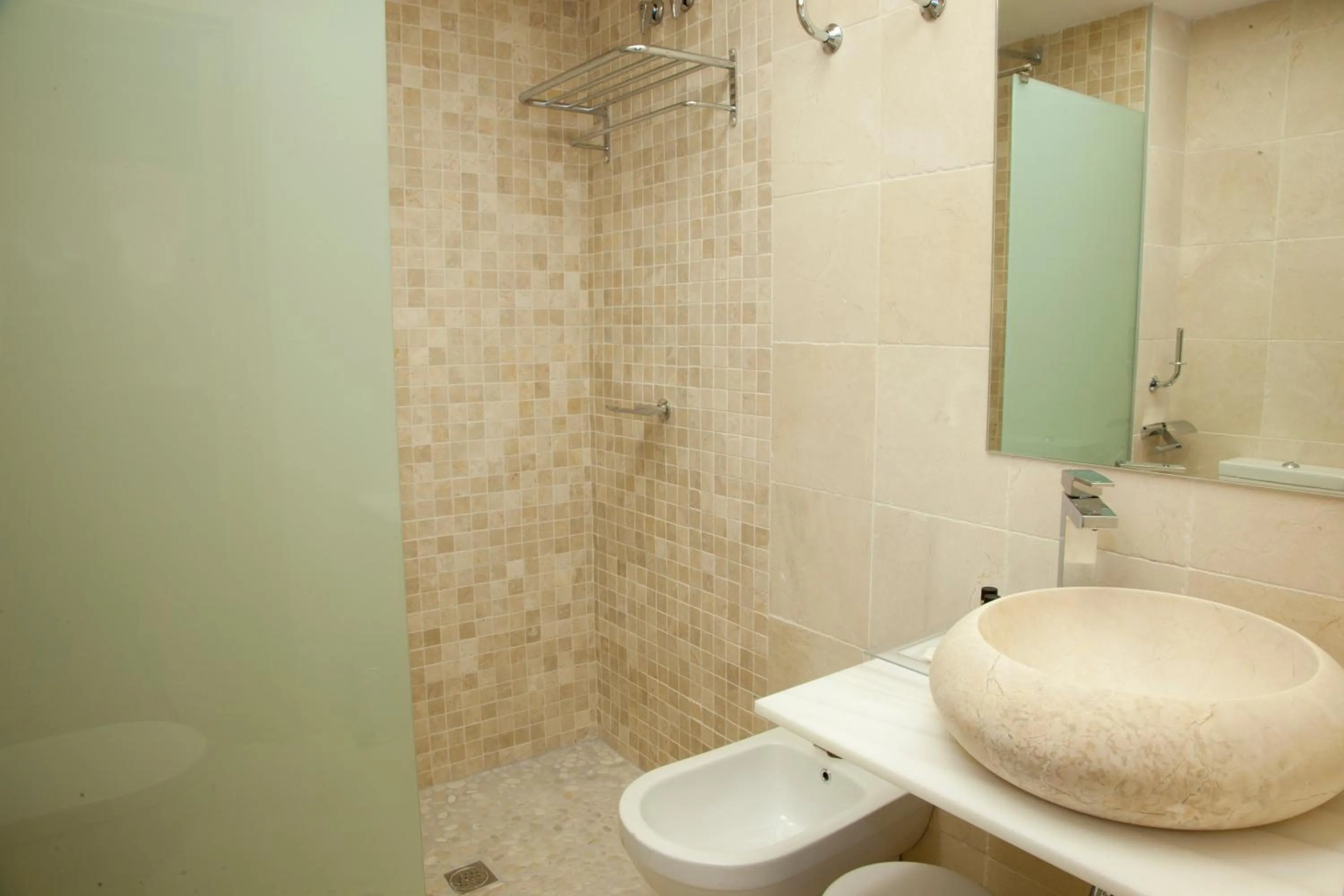 Bathroom in Hotel Cardenal Ram